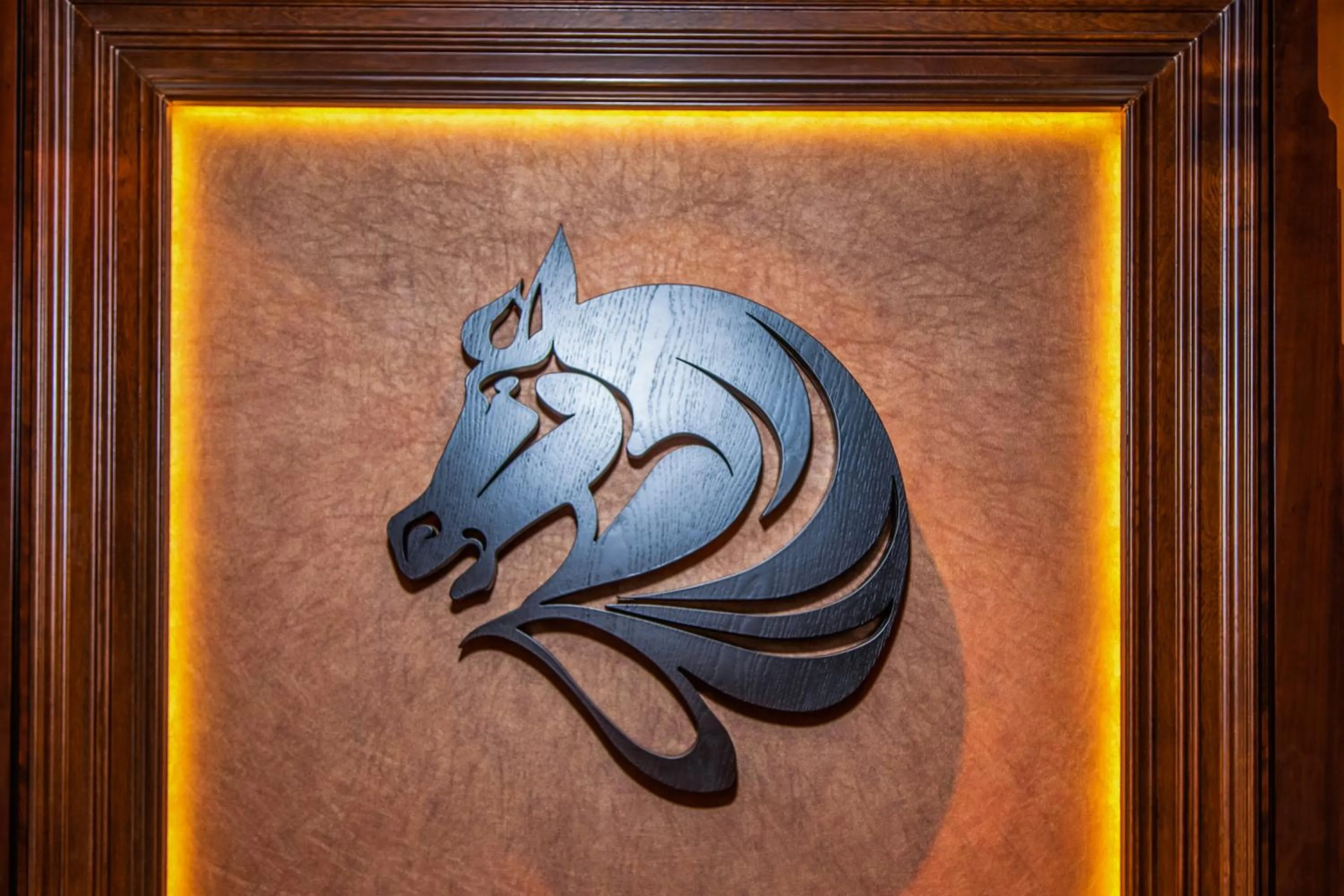 Property logo or sign in Drake Longchamp