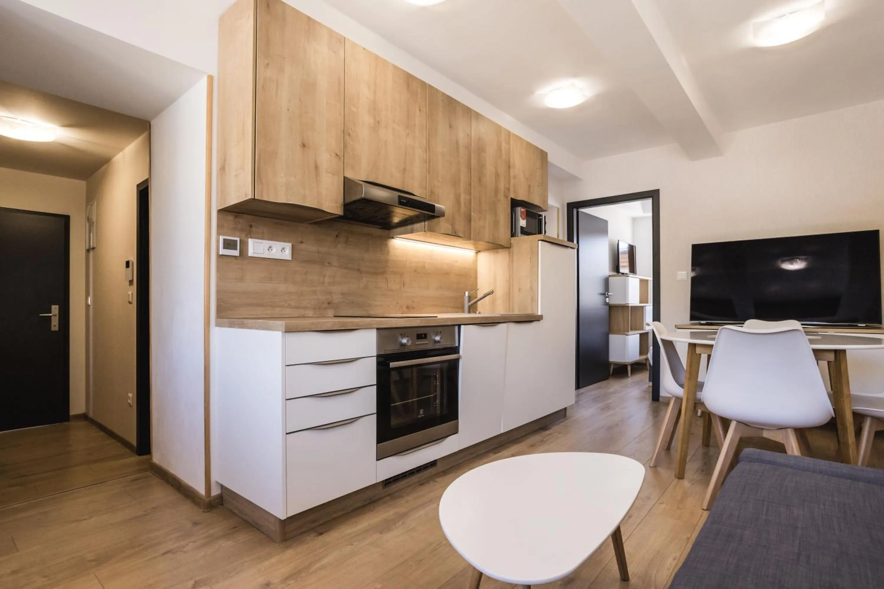 ARIETES MARMONT Resort