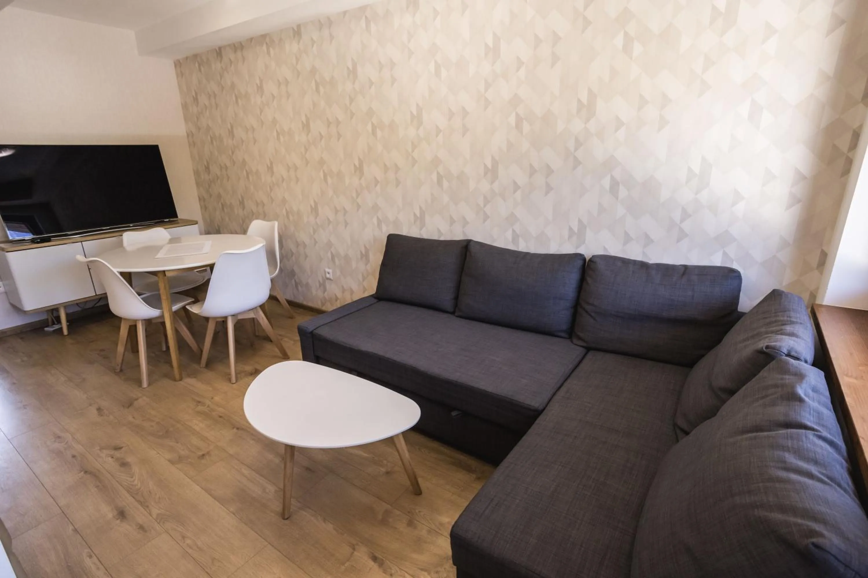 ARIETES MARMONT Resort