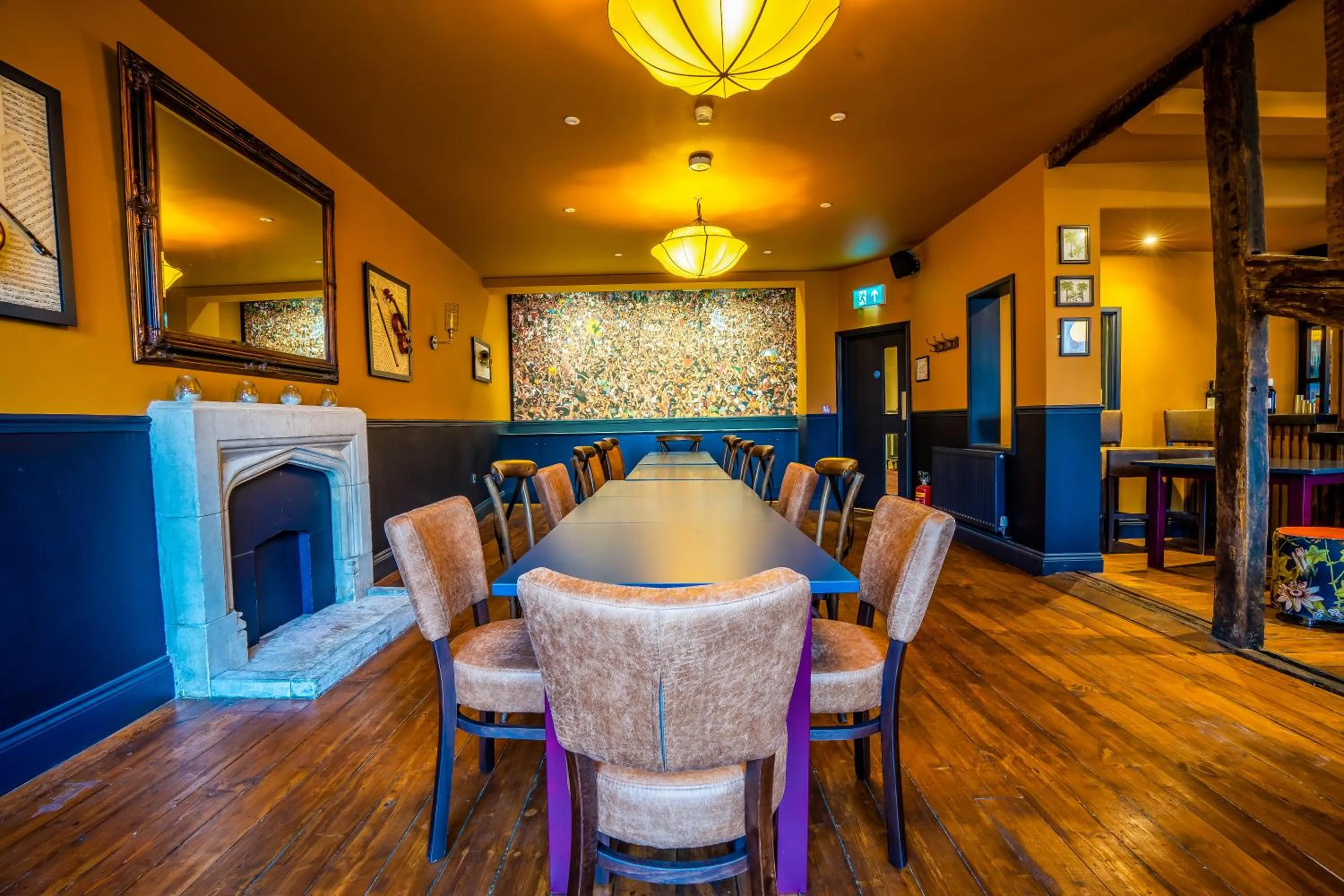 Lounge or bar in The Crown Hotel