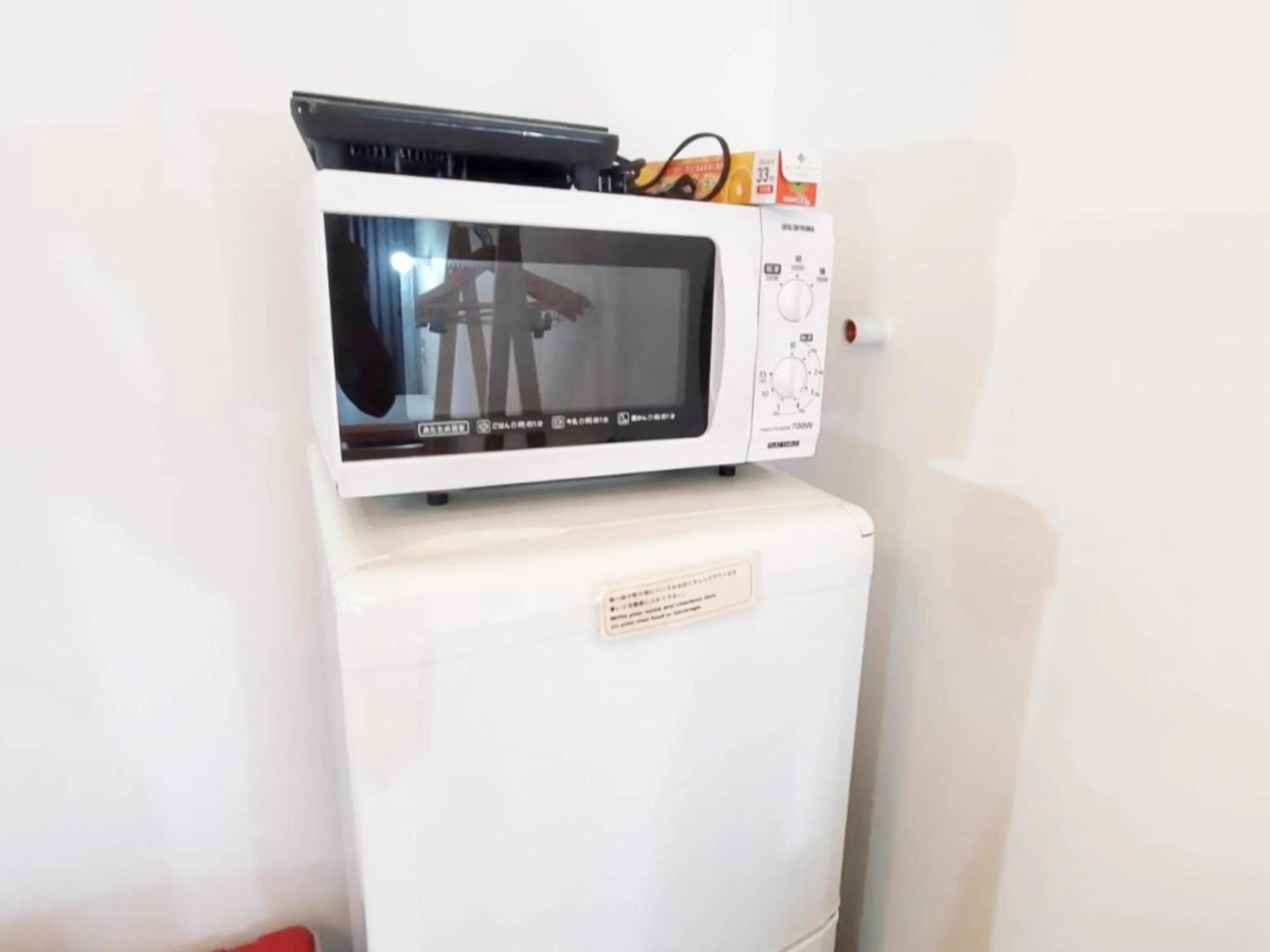 minibar in ゲストハウス EZO Run Sapporo 札幌中心部でシンプルな滞在ができるホステル