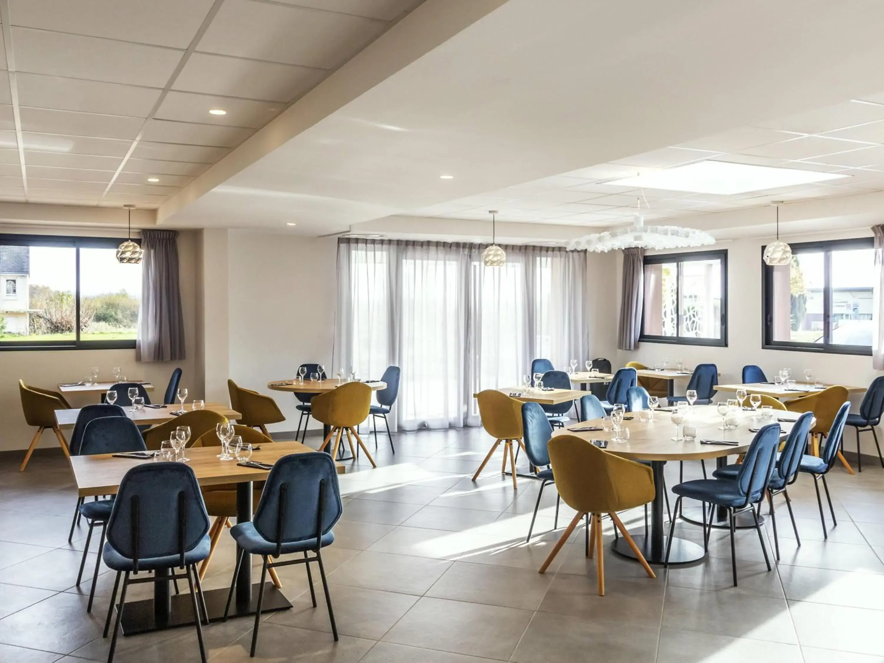Restaurant/places to eat in ibis Styles Fougeres Restaurant/places to eat in ibis Styles Fougeres