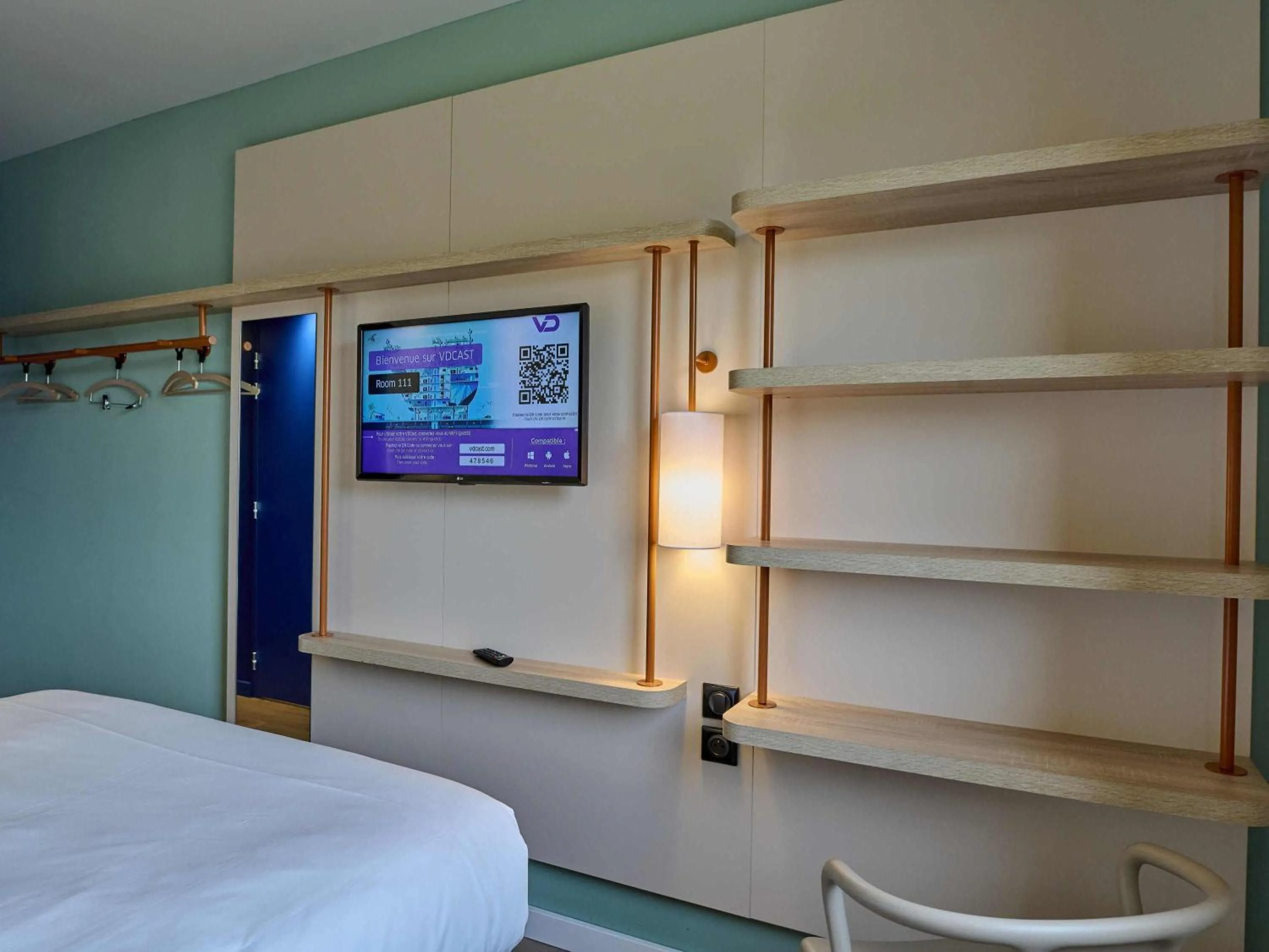 Other, Bed in Ibis Budget Nangy Annemasse