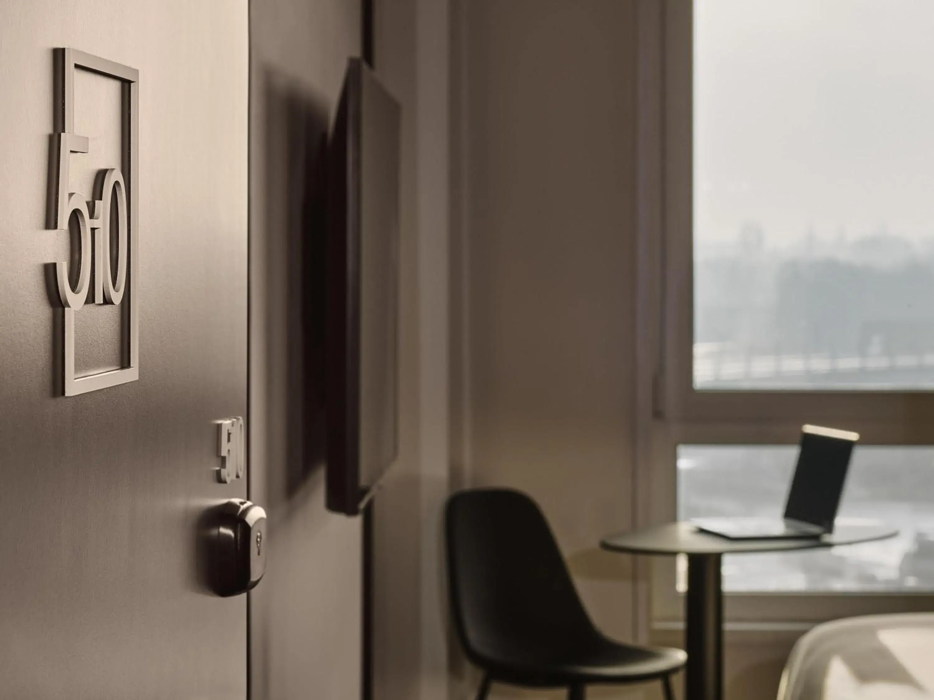 Bedroom in ibis Bethune Centre Gare Bedroom in ibis Bethune Centre Gare