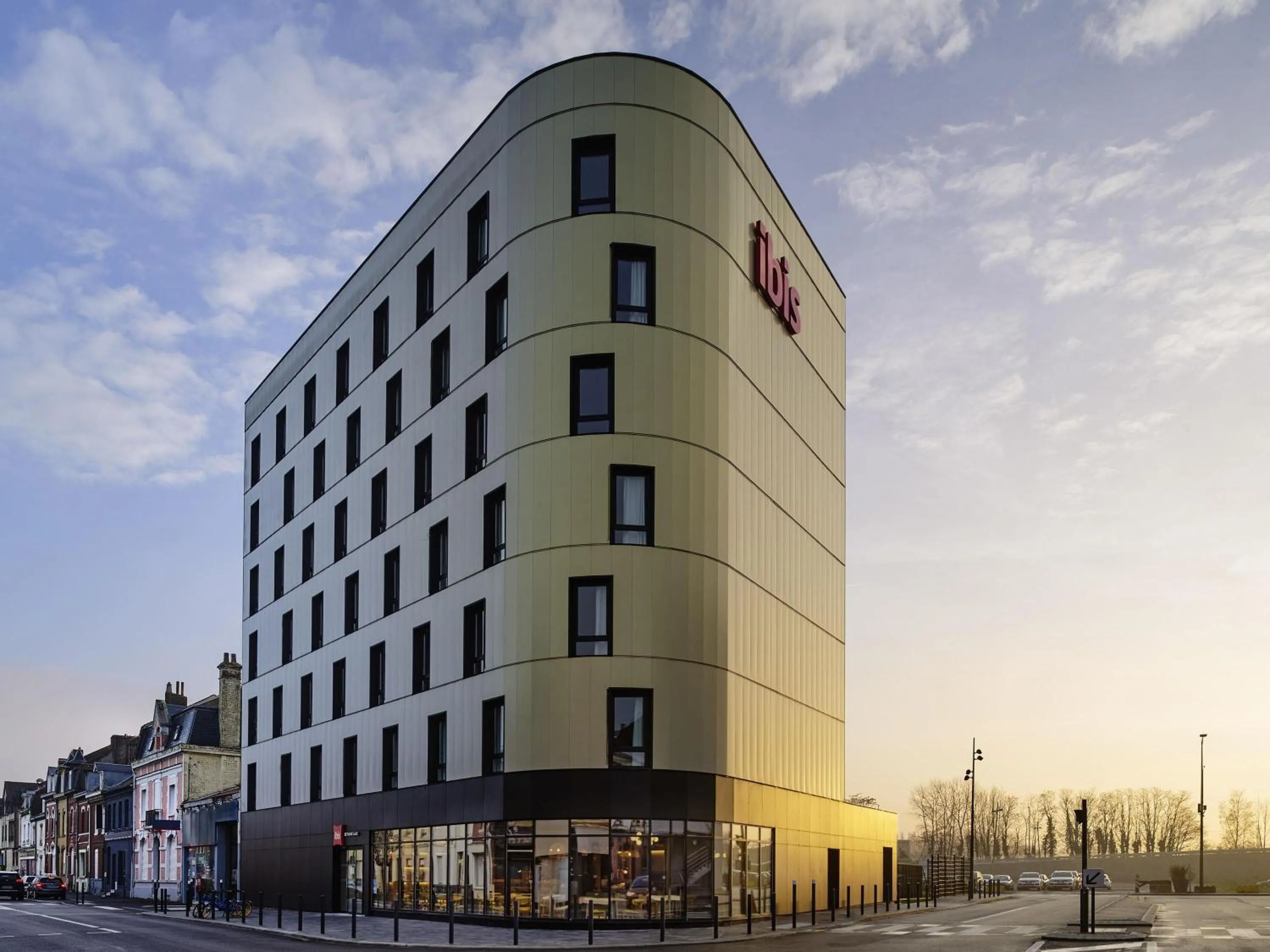 Property building in ibis Bethune Centre Gare