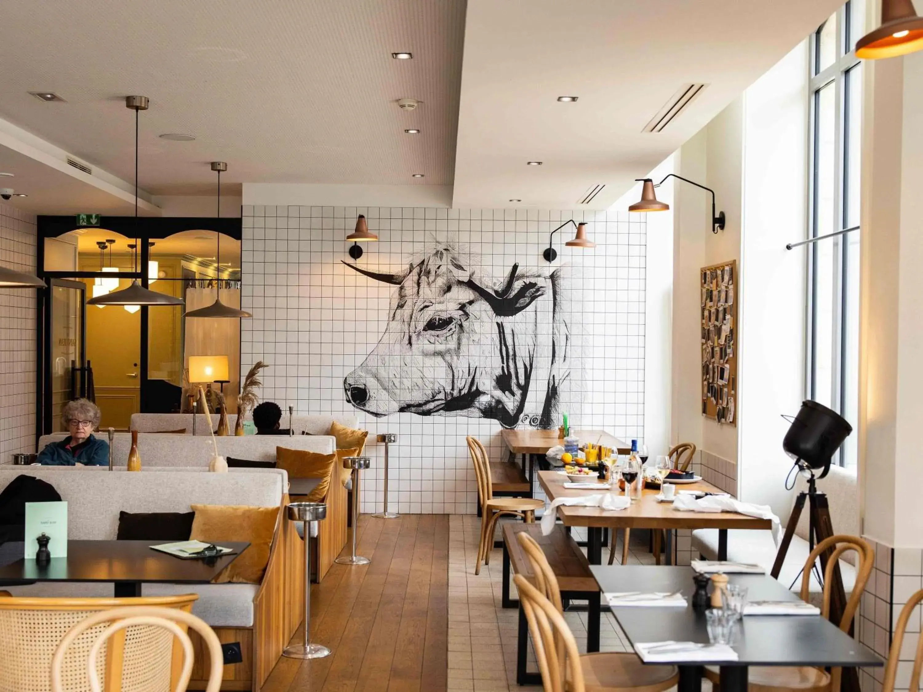 Restaurant/places to eat in Mercure Bordeaux Centre Gare Atlantic Restaurant/places to eat in Mercure Bordeaux Centre Gare Atlantic