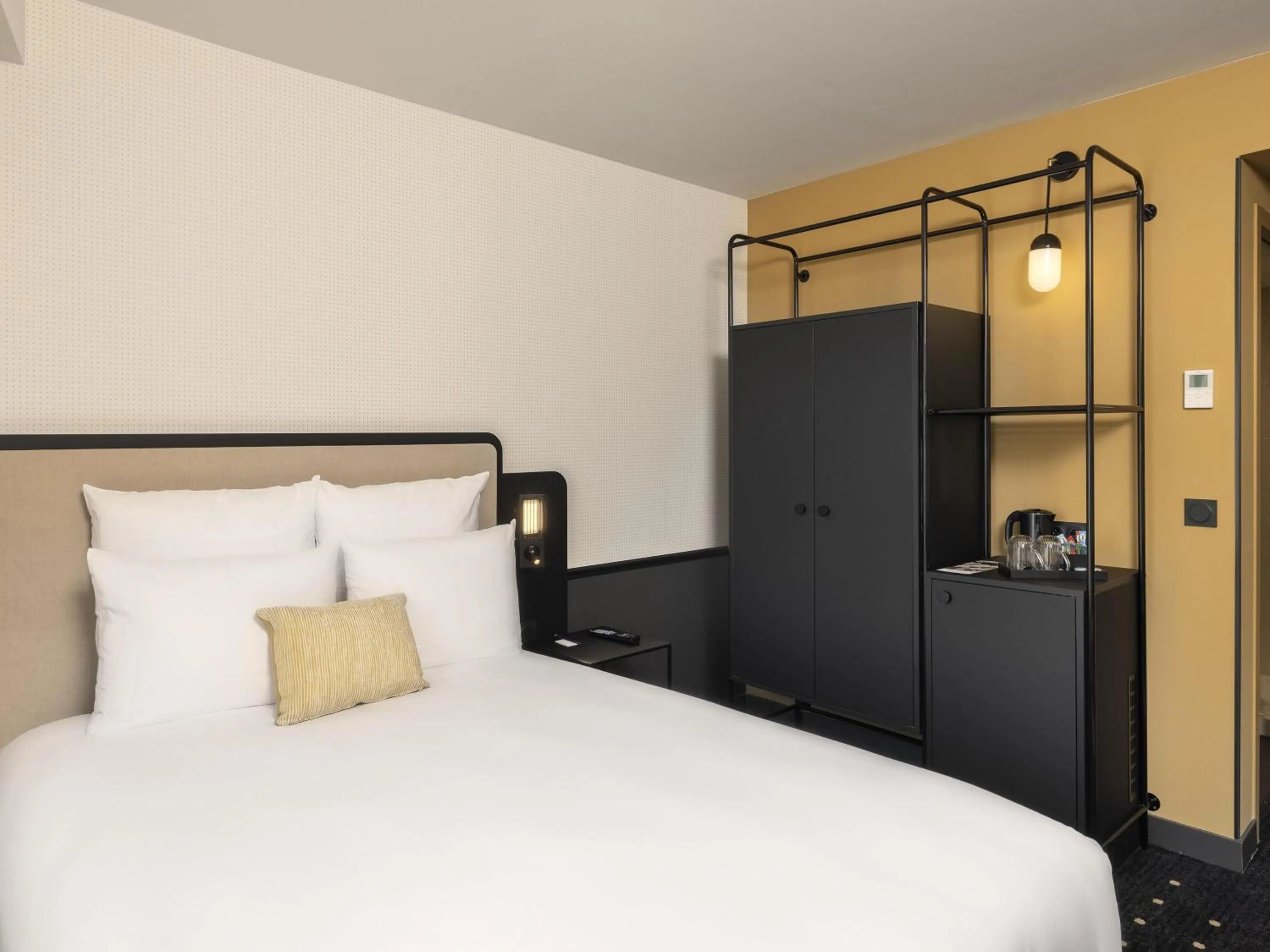 Bedroom, Bed in Mercure Bordeaux Centre Gare Atlantic