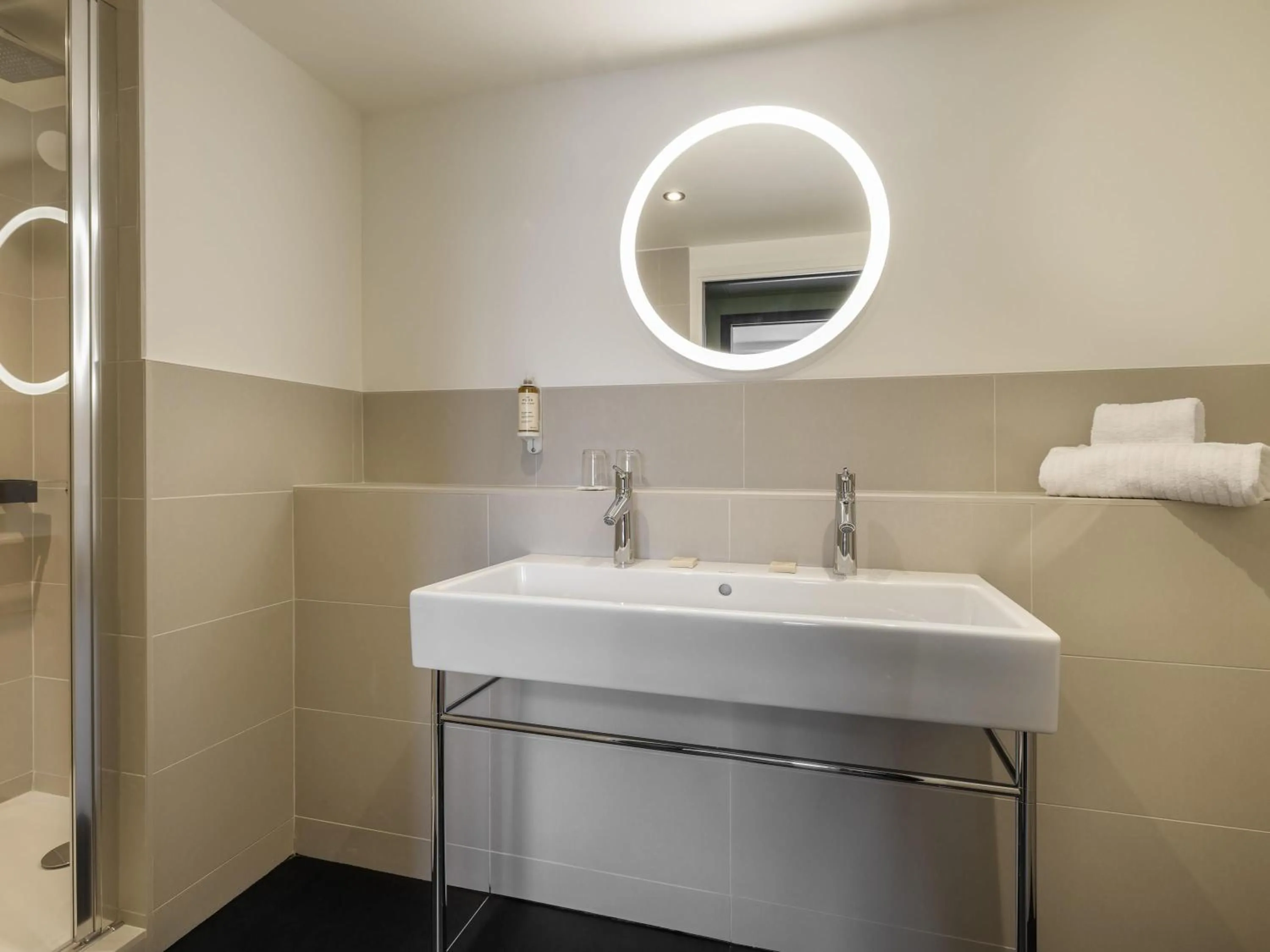 Bedroom in Mercure Bordeaux Centre Gare Atlantic