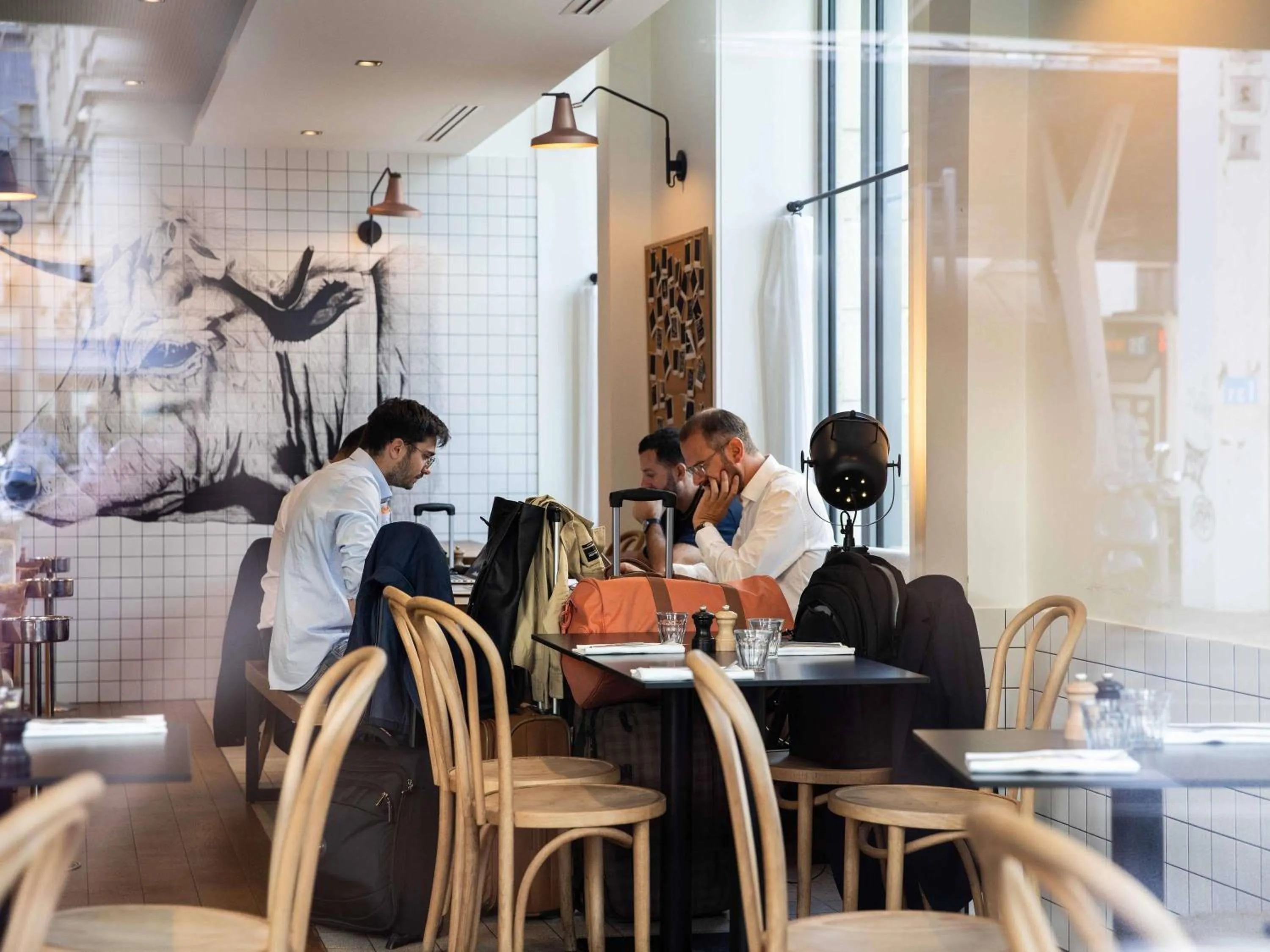 Lounge or bar in Mercure Bordeaux Centre Gare Atlantic