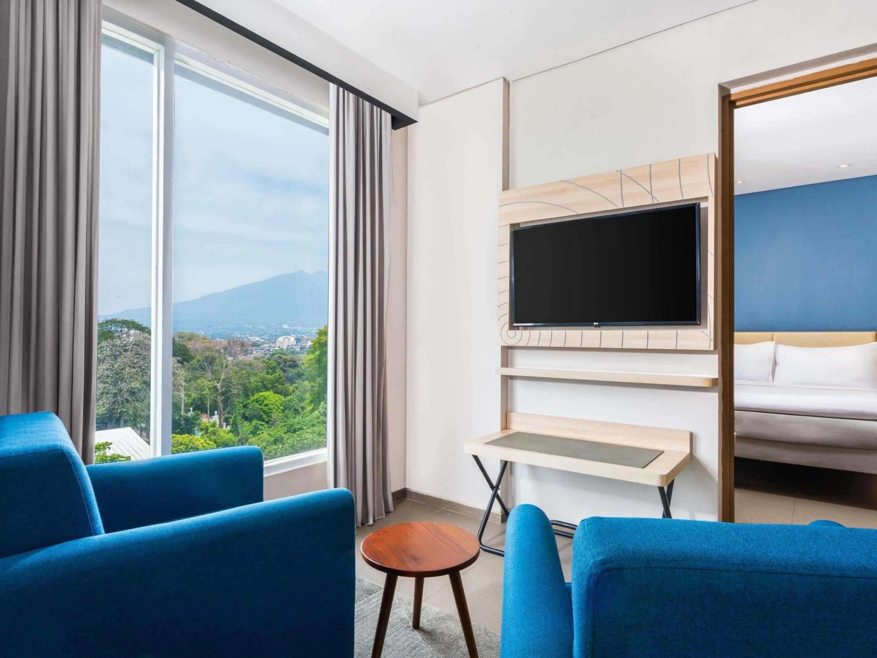 Bedroom in ibis Styles Bogor Pajajaran