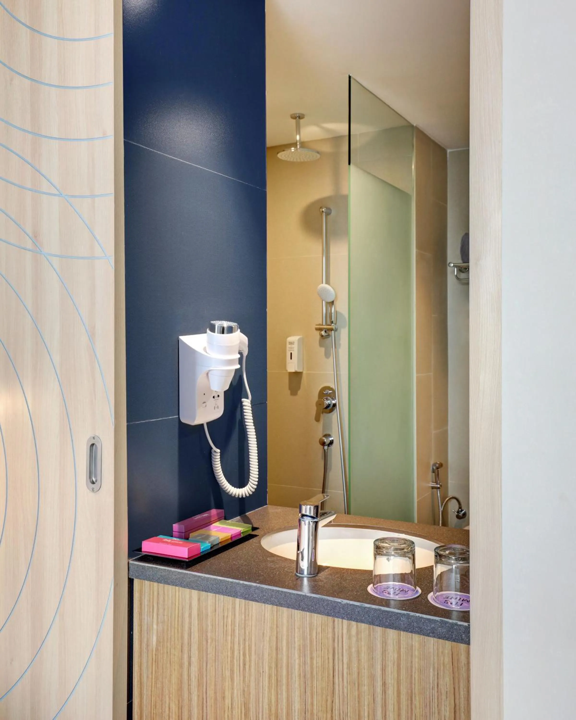 Bathroom in ibis Styles Bogor Pajajaran