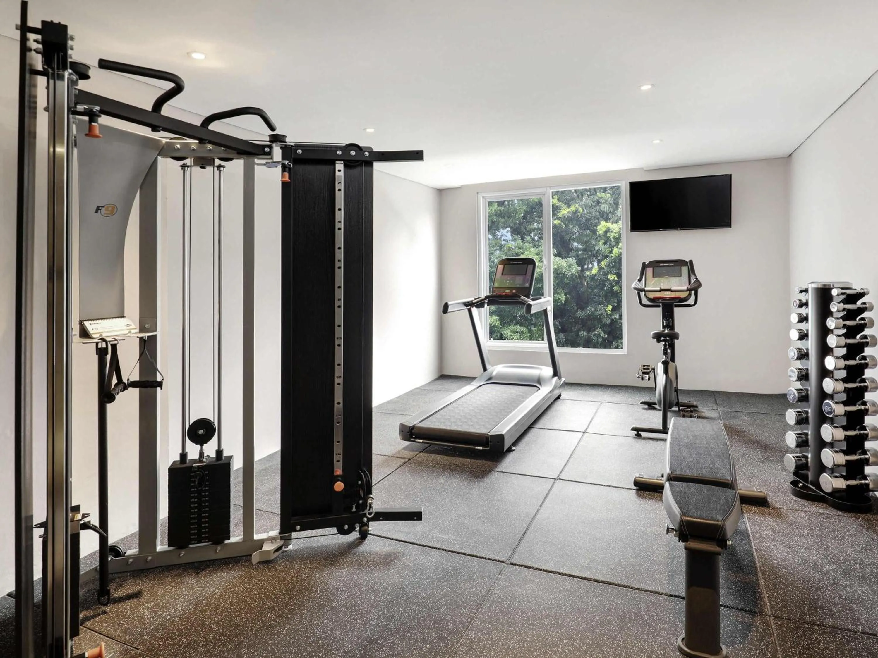 Fitness centre/facilities in ibis Styles Bogor Pajajaran