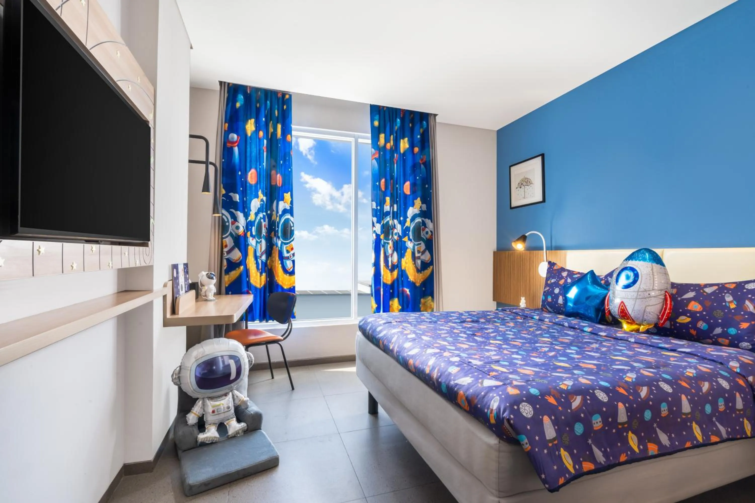 Bed in ibis Styles Bogor Pajajaran