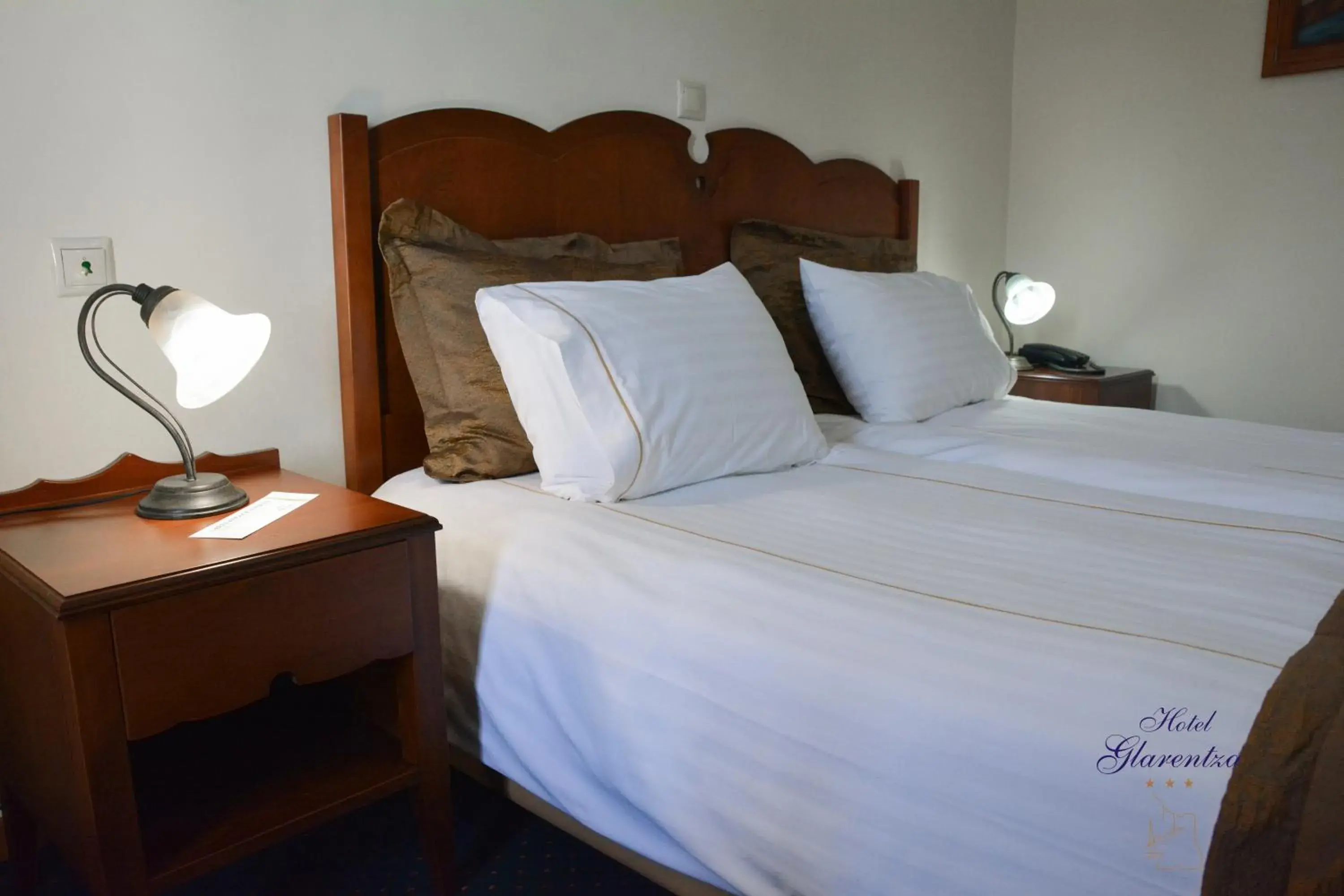 Double Room - Disability Access in GLARENTZA Double Room - Disability Access in GLARENTZA