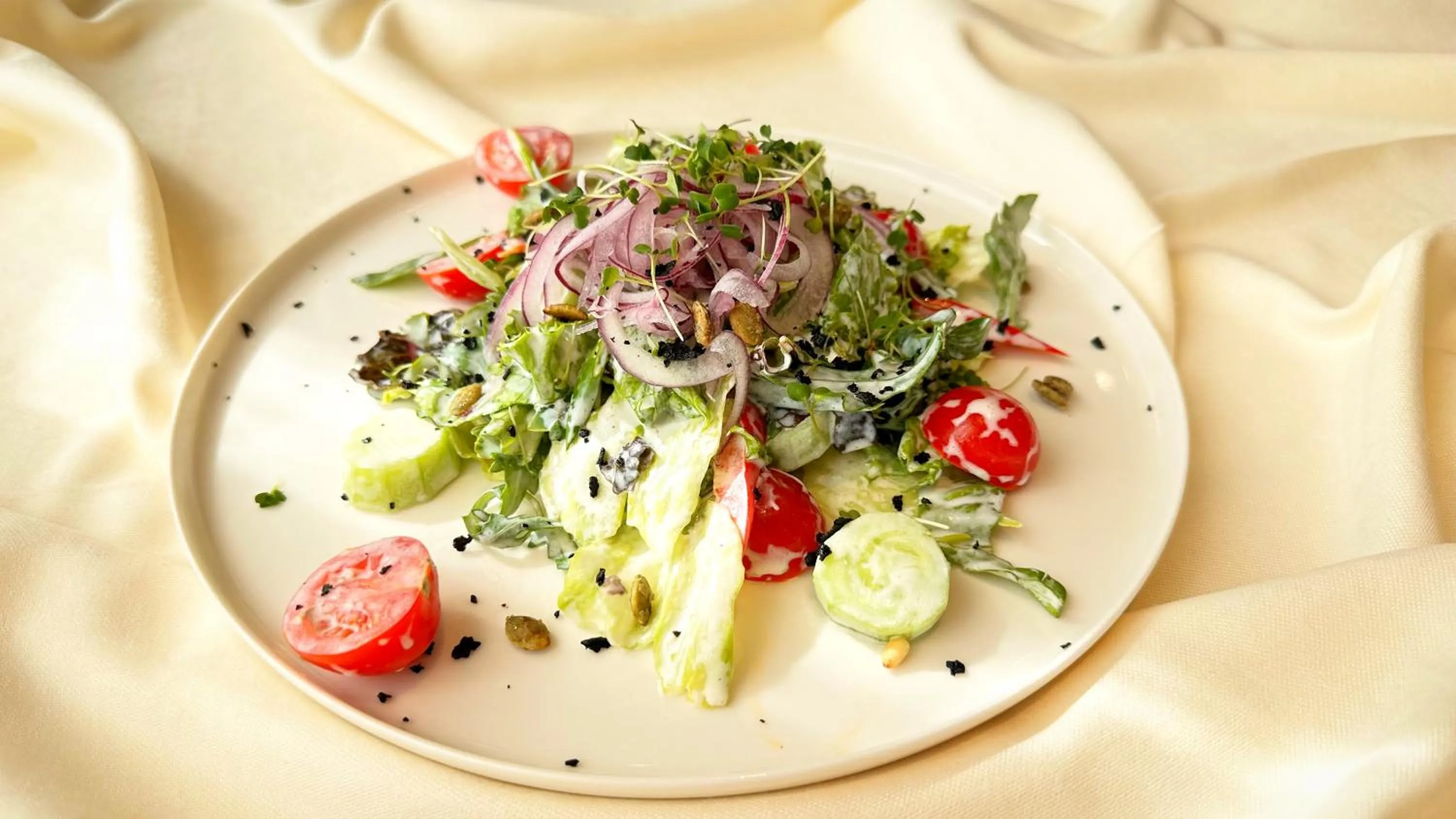 Restaurant/places to eat in Frankfort Hotel and Spa