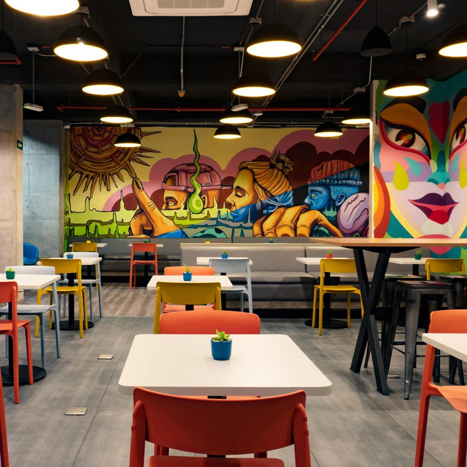 Restaurant/places to eat in ibis budget Bogota Marly