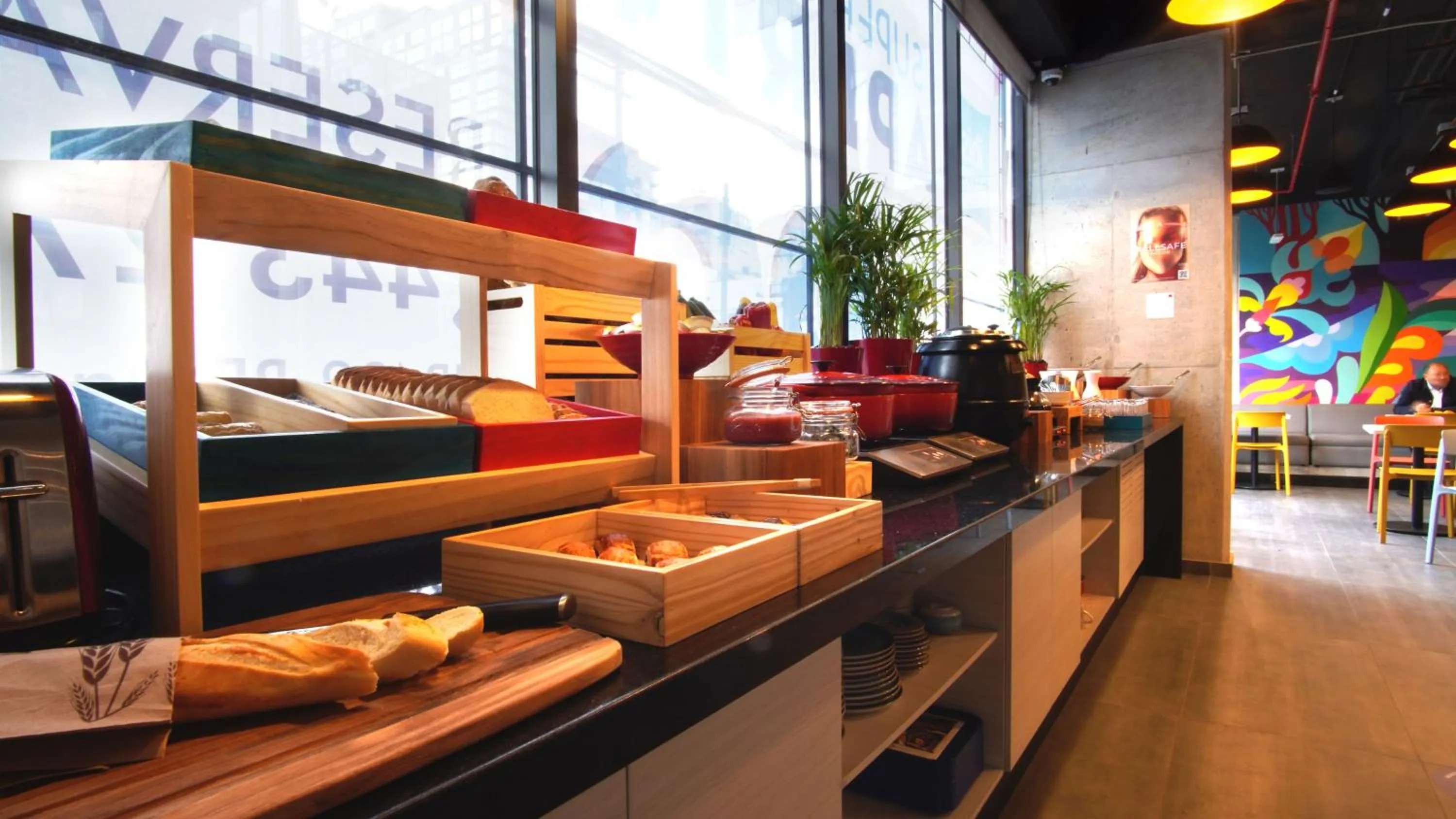 Breakfast in ibis budget Bogota Marly