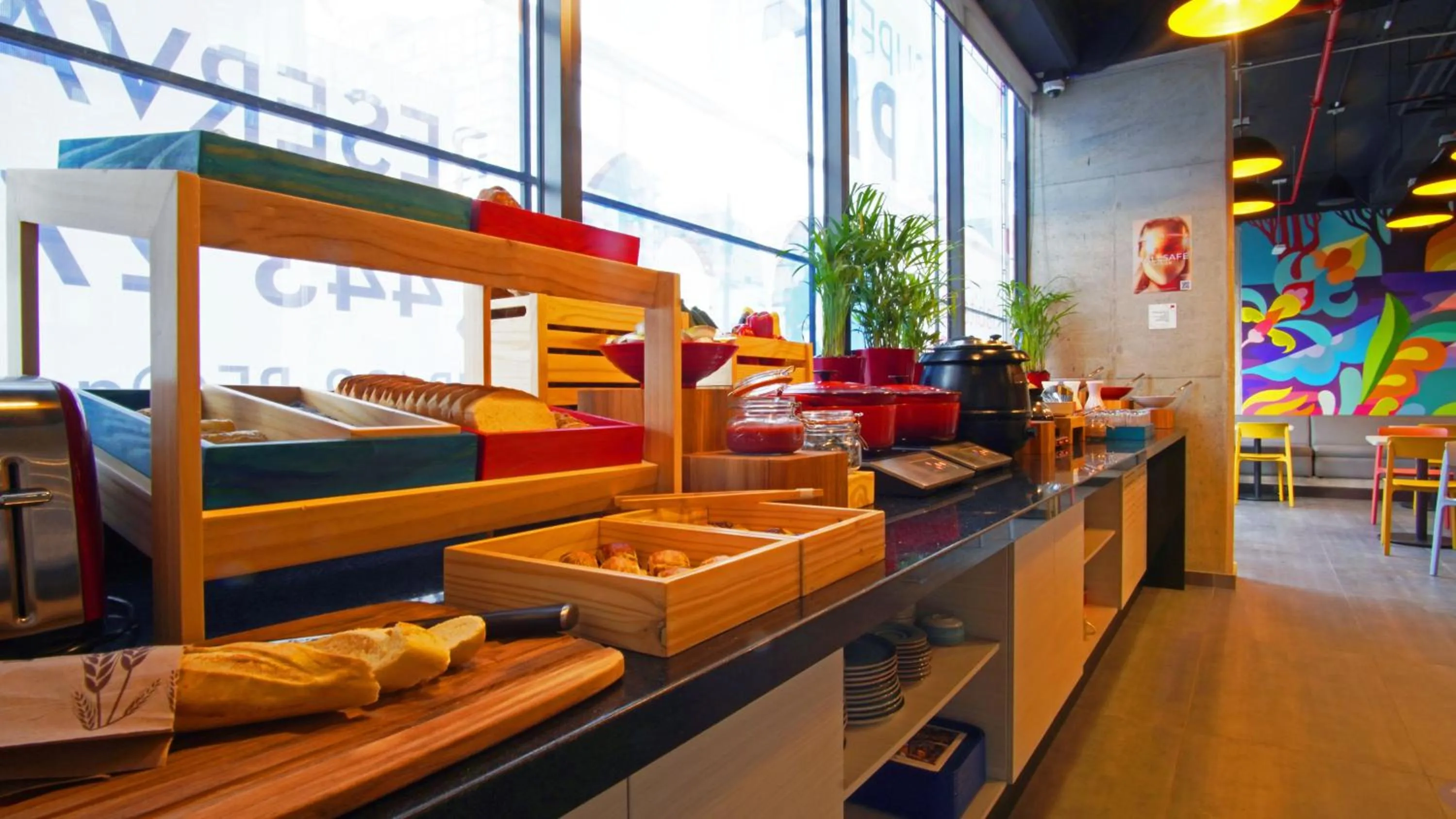 Breakfast in ibis budget Bogota Marly