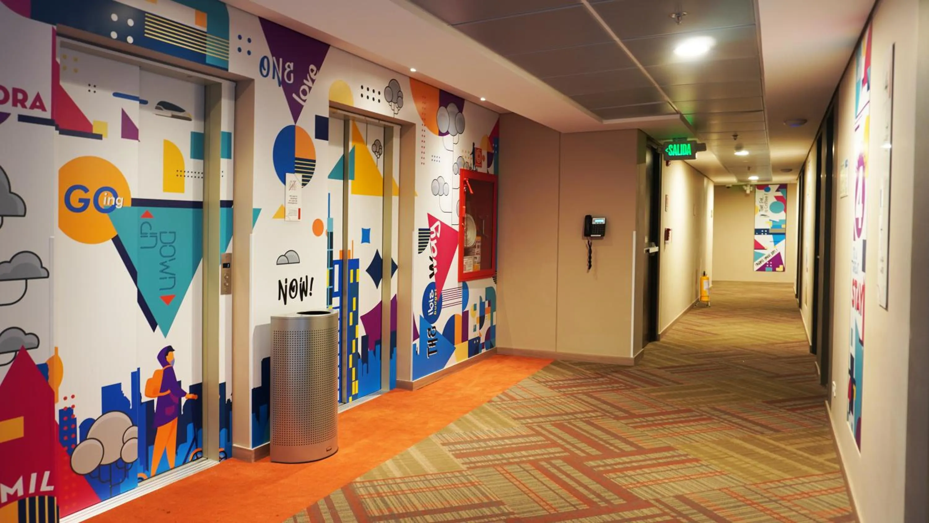 elevator in ibis budget Bogota Marly