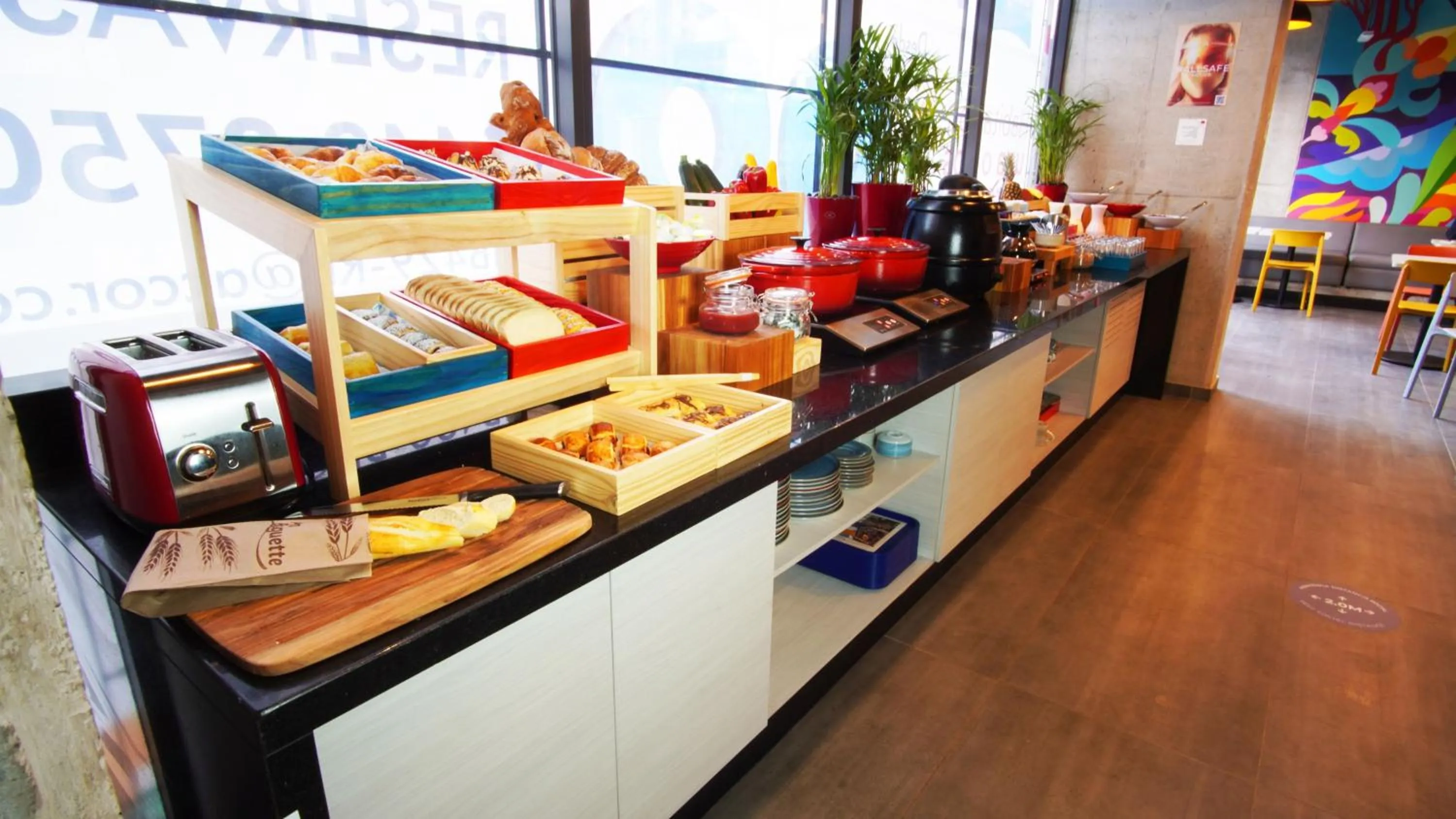 Breakfast in ibis budget Bogota Marly