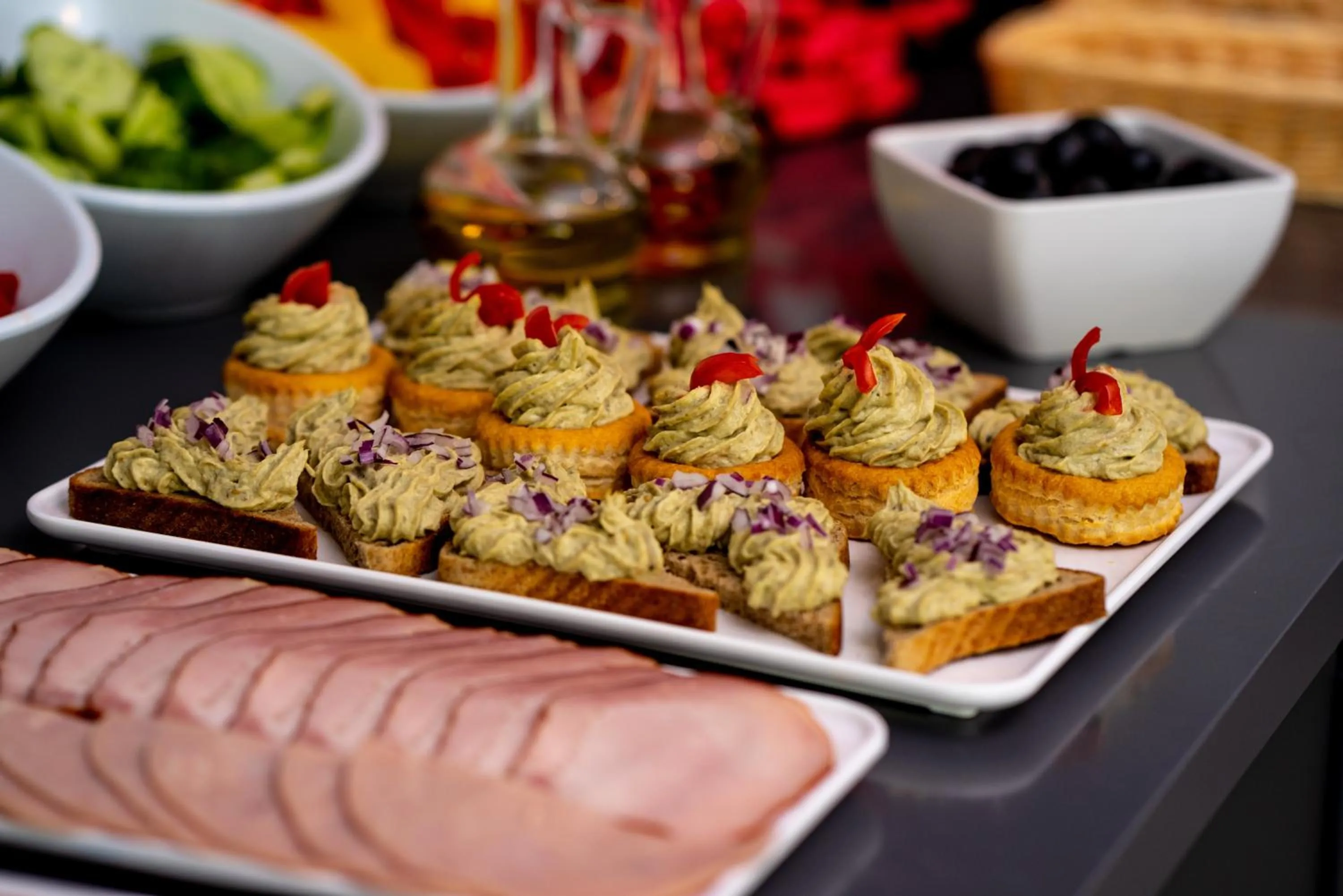 Restaurant/places to eat in Hotel Vigo