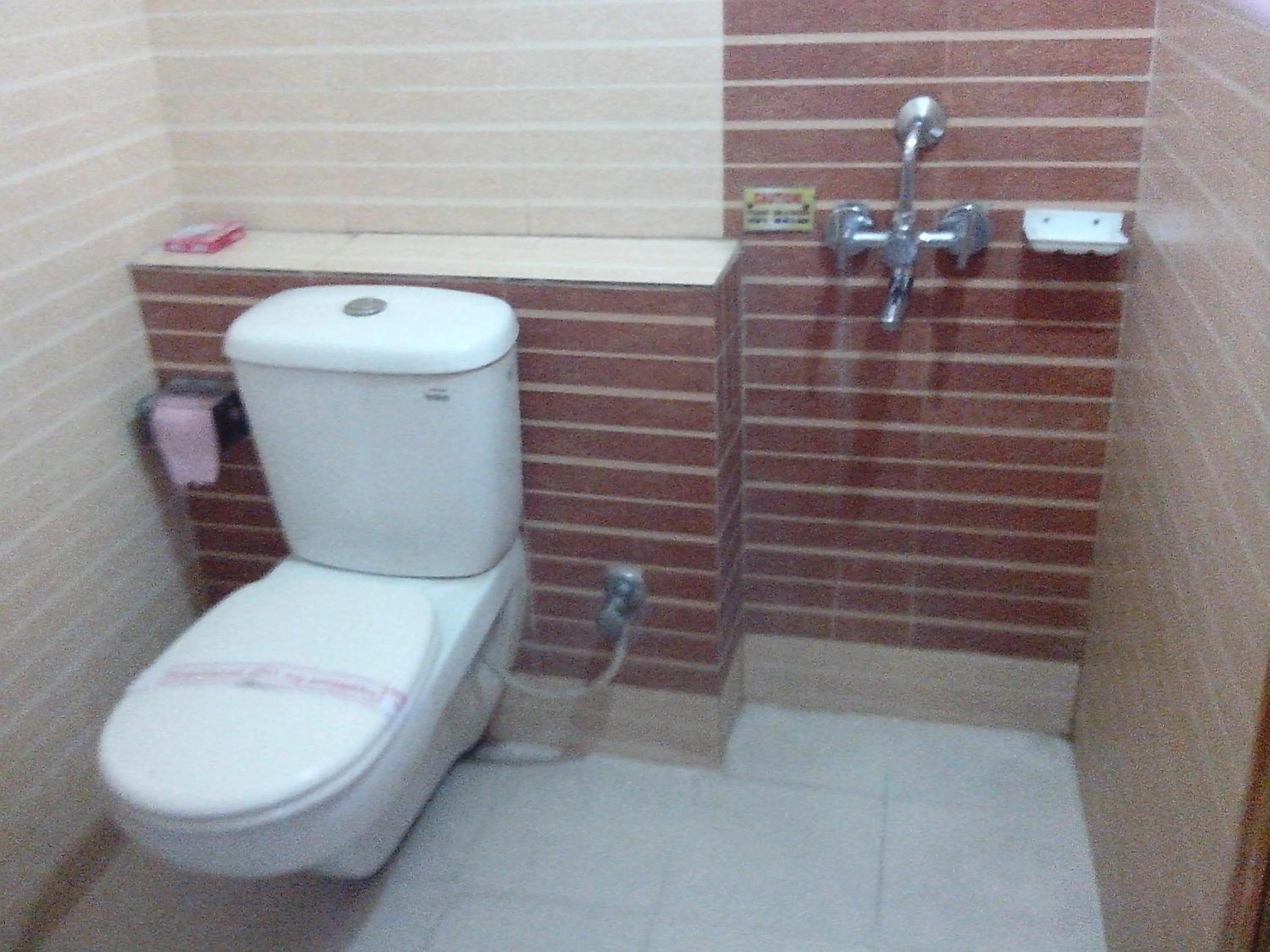 Bathroom in Hotel Mahalaxmi Indo Myanmar