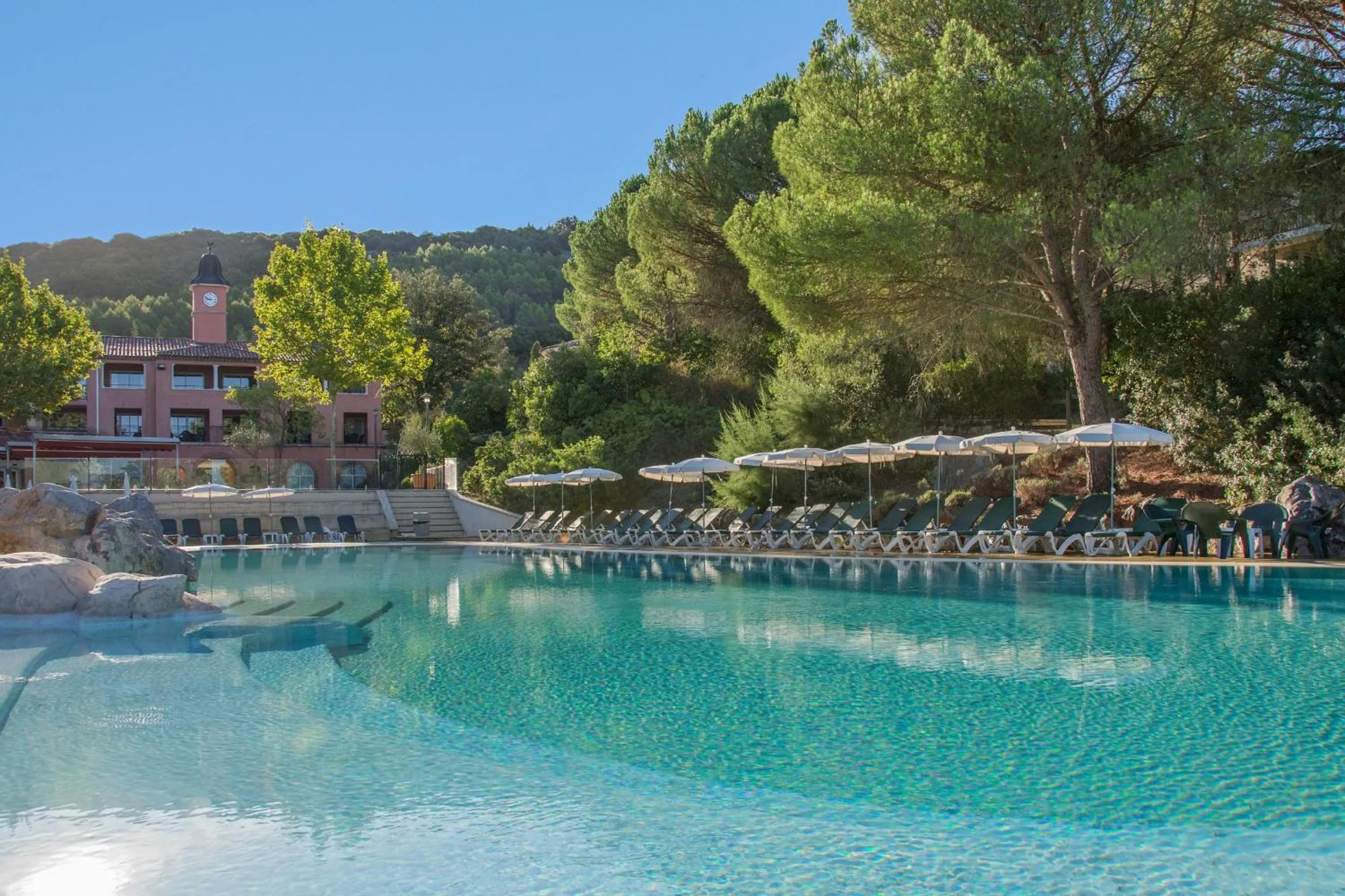Swimming pool in SOWELL Family Le Vallon