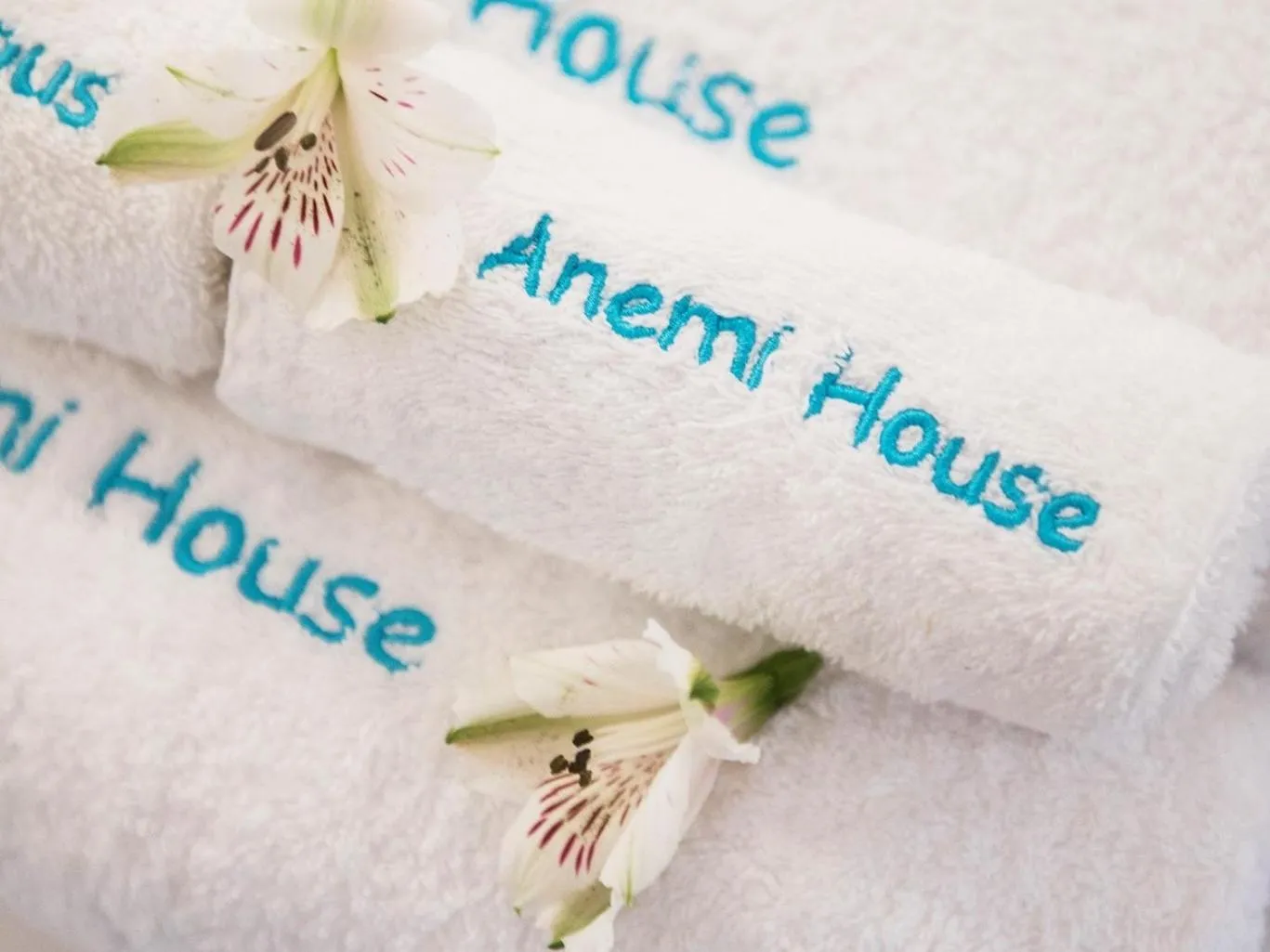 Bathroom in Anemi House & Villas