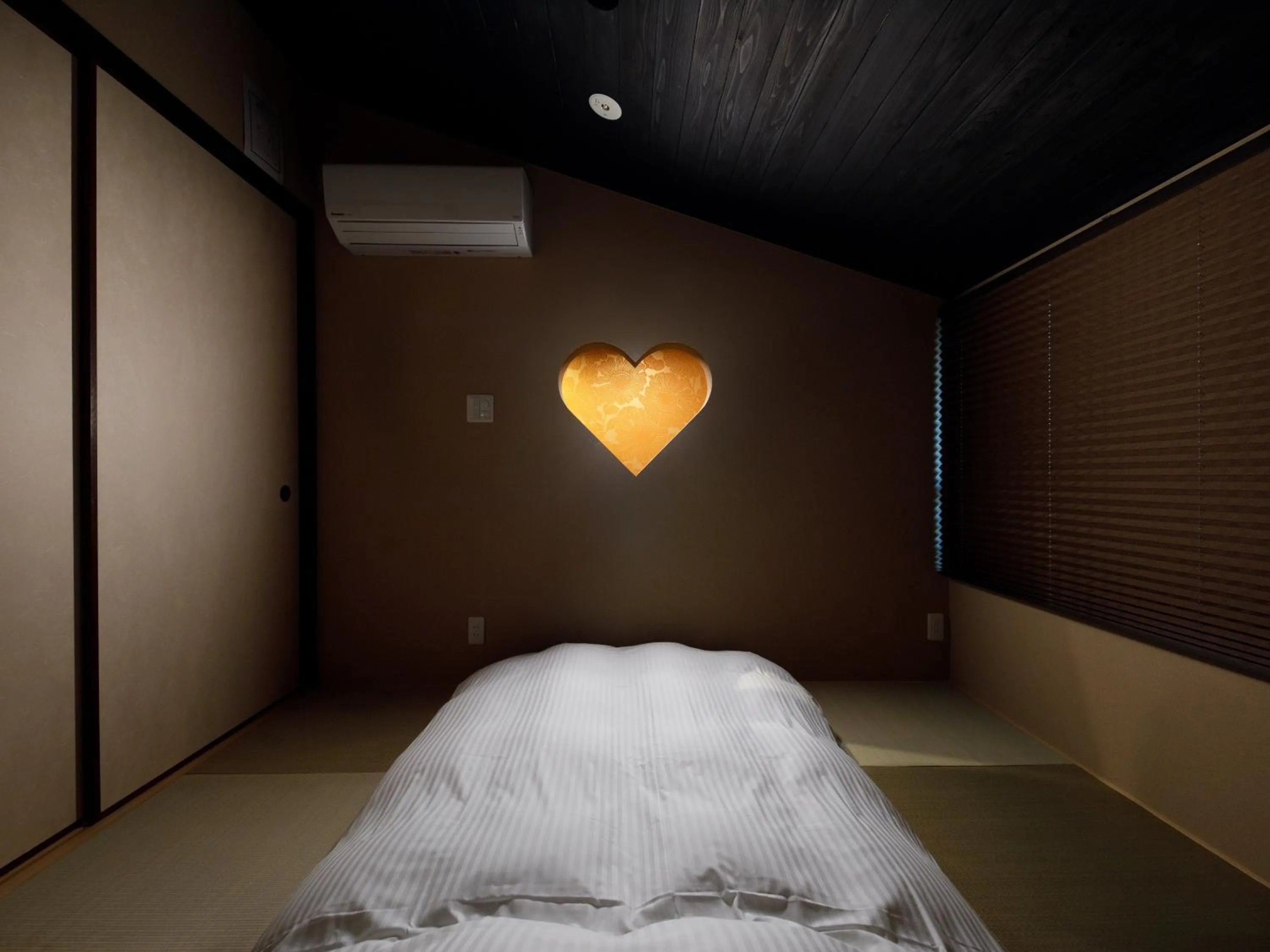 Bedroom, Bed in Kanade Fushimiinari-Inometei