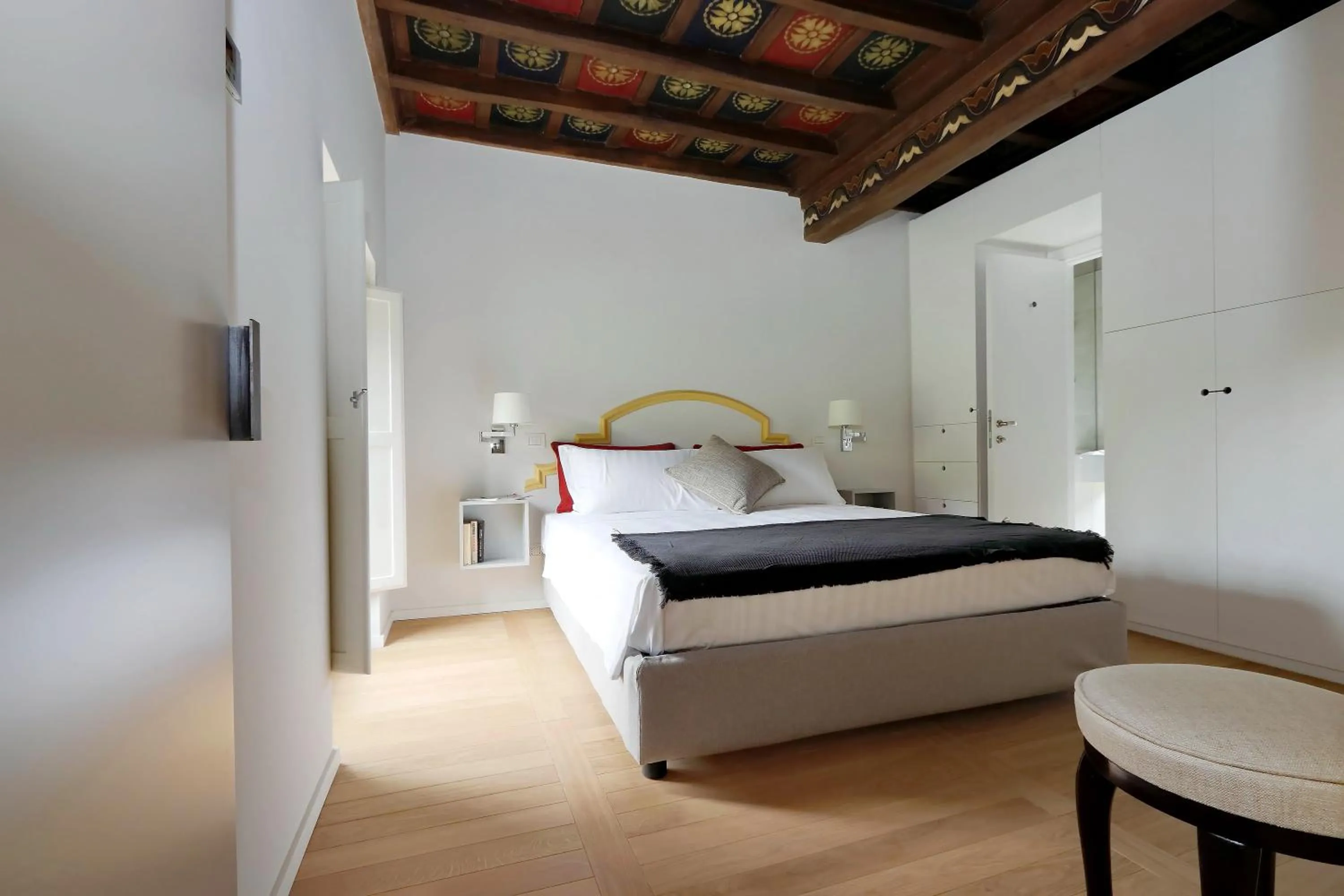 Bedroom, Bed in Il mulino di Trastevere - My Extra Home