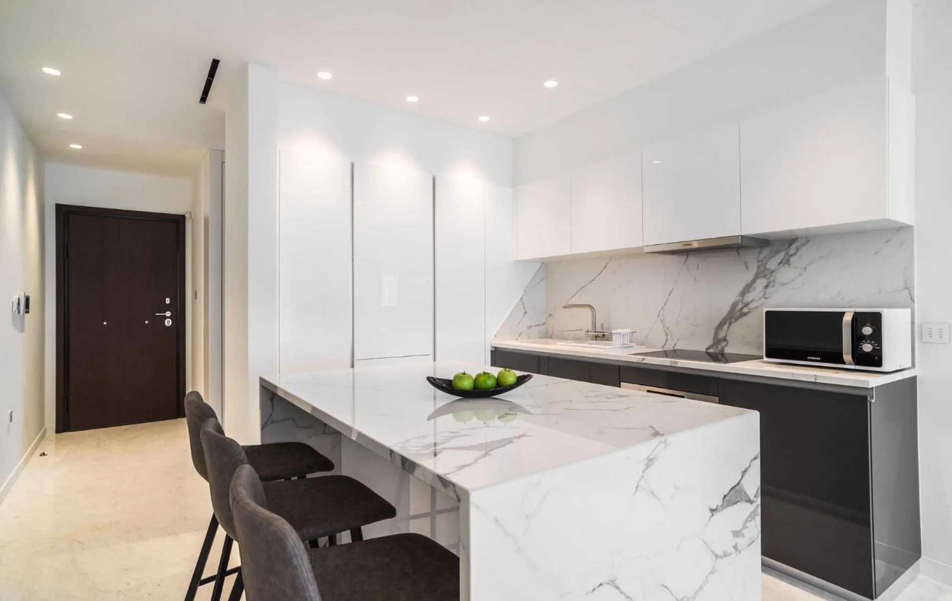 Dining area in The Tower at St Raphael Resort