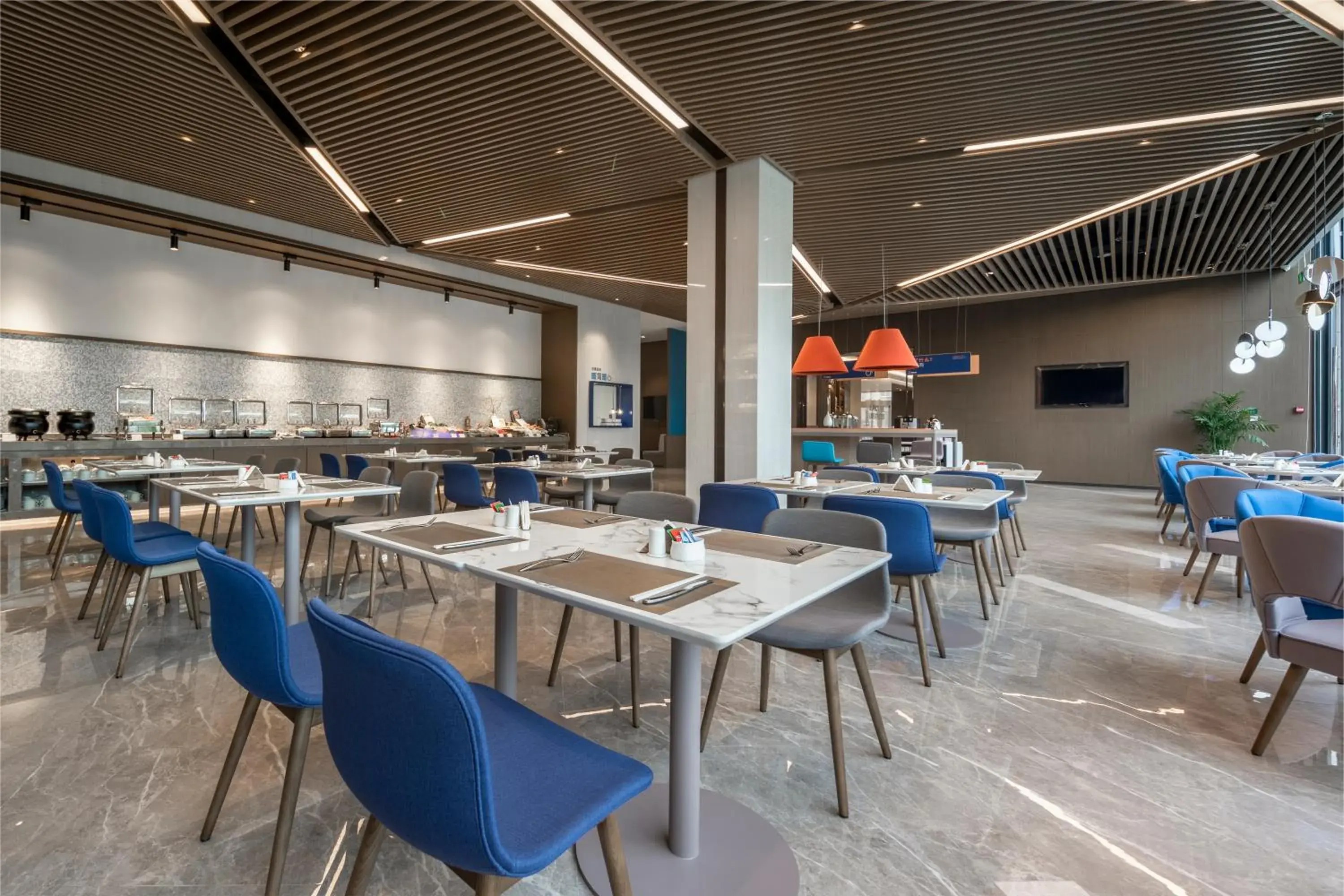 Restaurant/Places to Eat in Holiday Inn Express Jingdezhen Ancient Town, an IHG Hotel Restaurant/Places to Eat in Holiday Inn Express Jingdezhen Ancient Town, an IHG Hotel