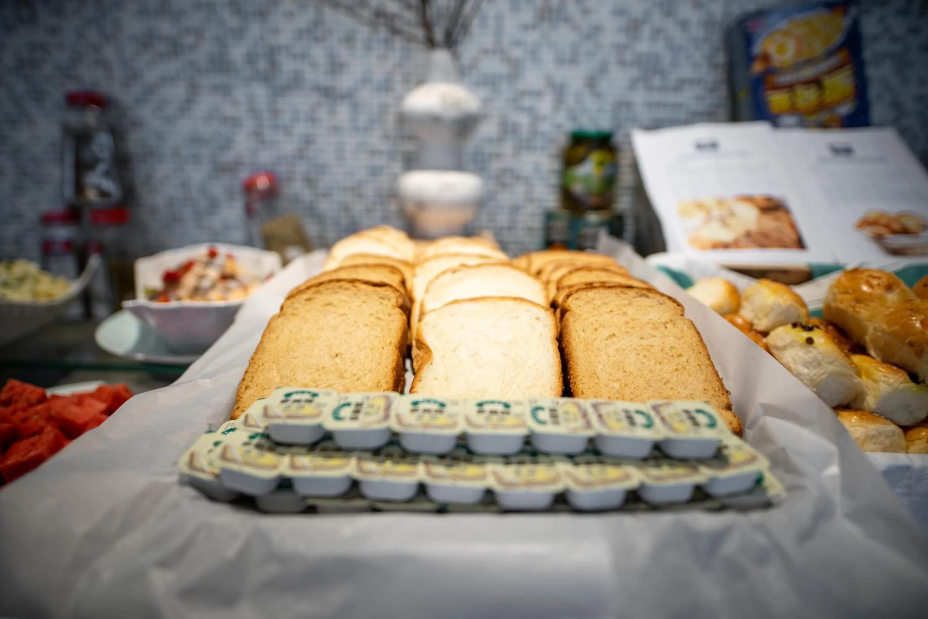 Food in Holiday Inn Express Jingdezhen Ancient Town, an IHG Hotel