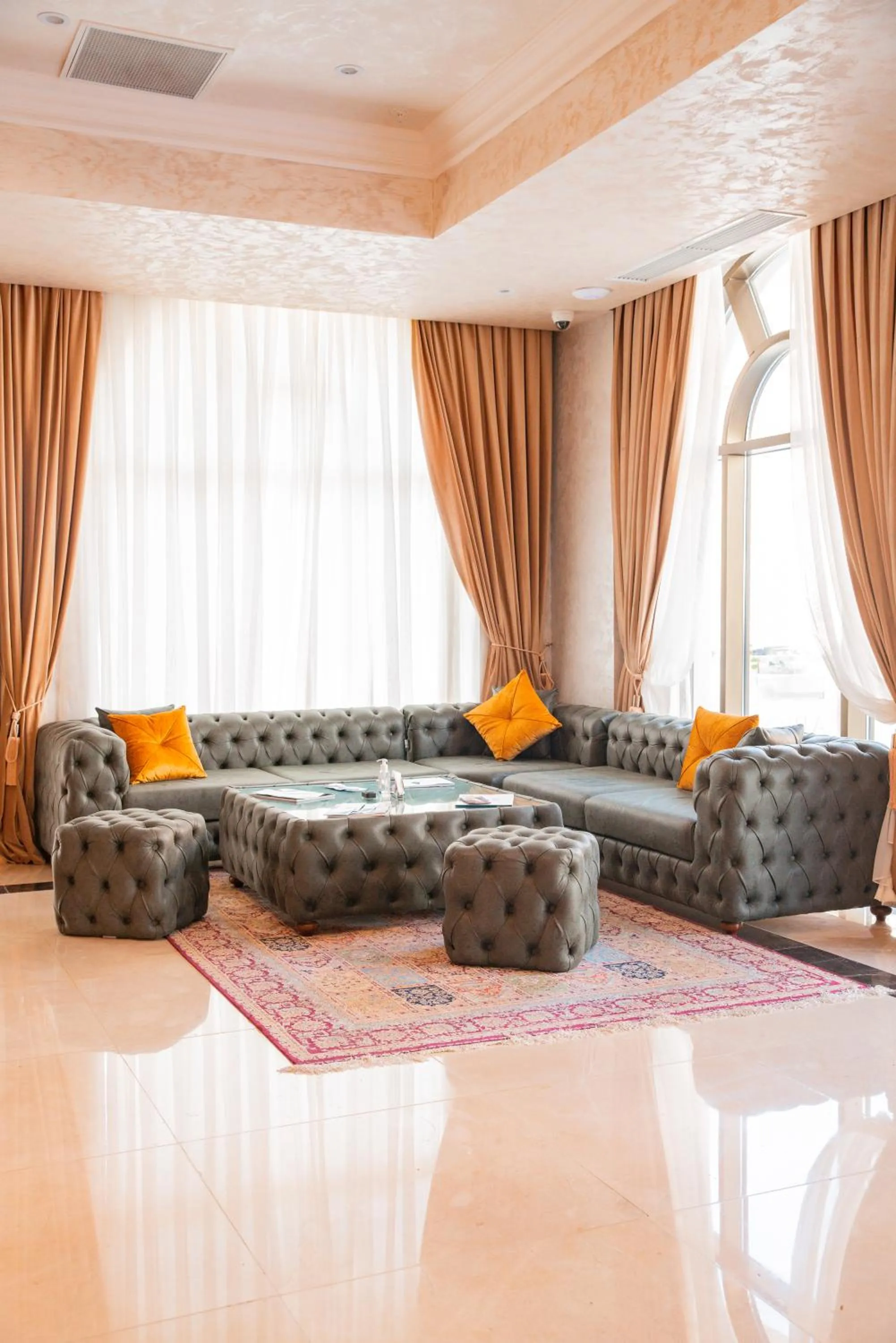 Seating area in Arion Hotel Baku