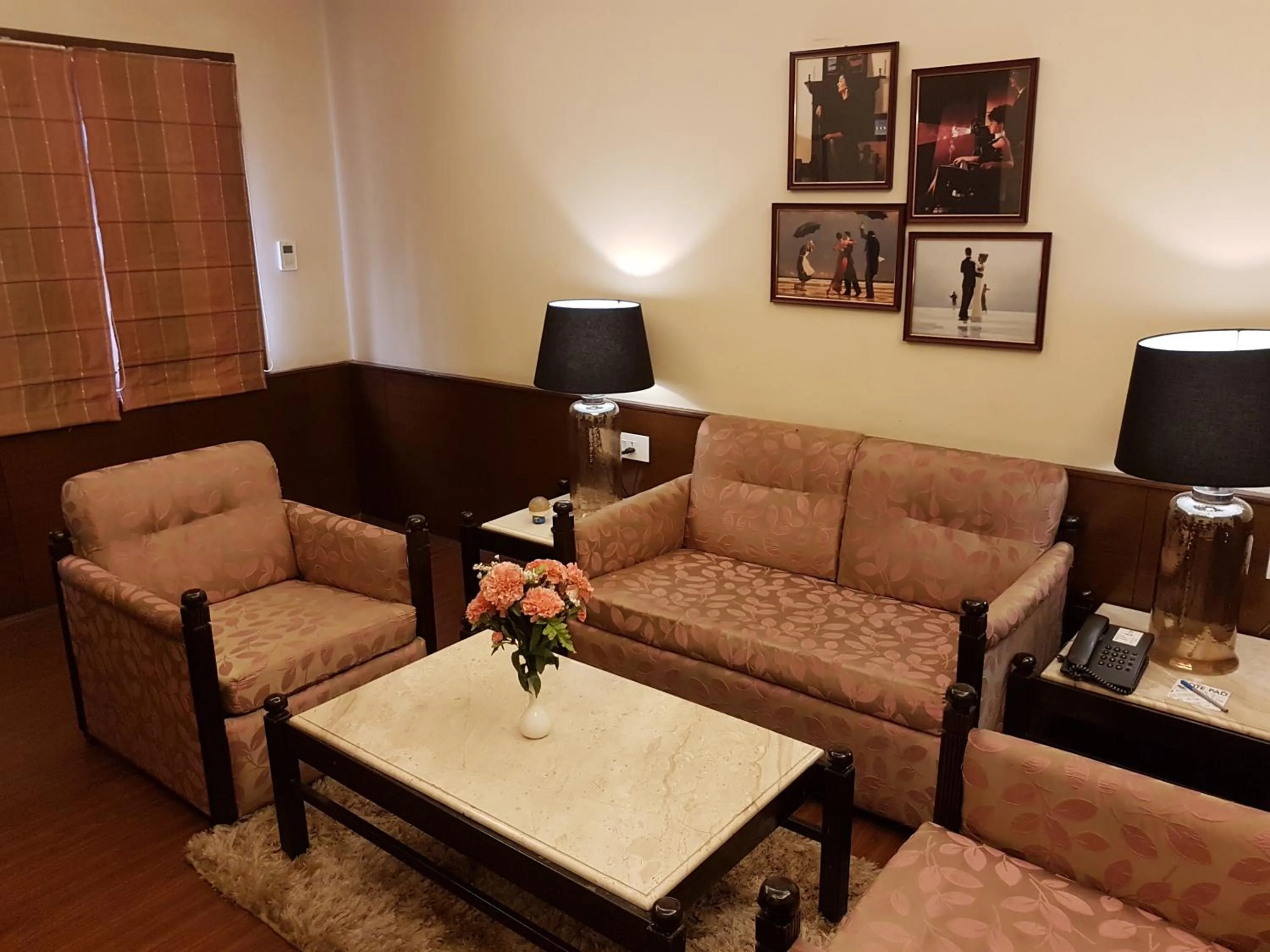 Living room in Hotel Polo Towers Shillong