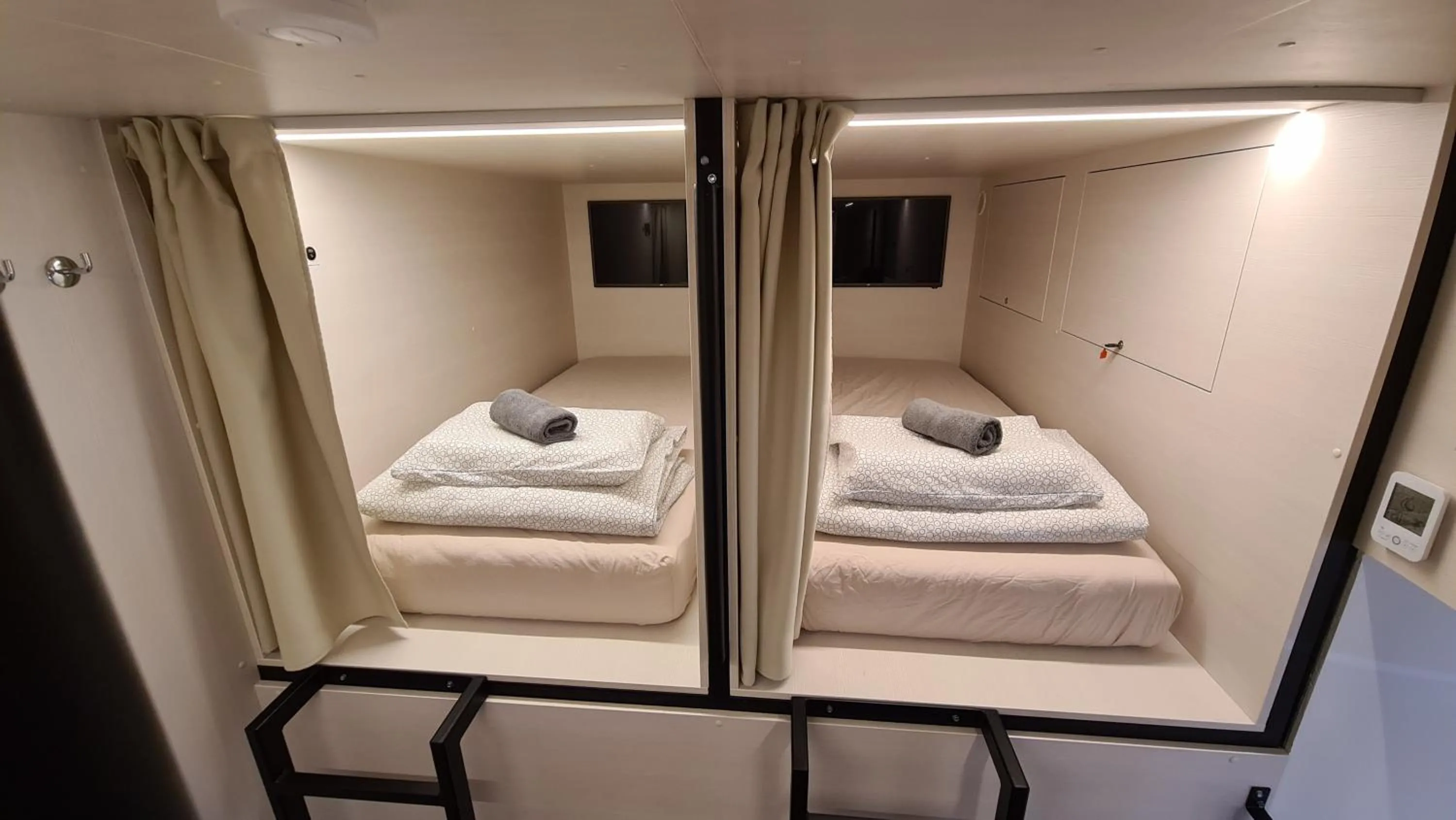 Cabin HOSTEL