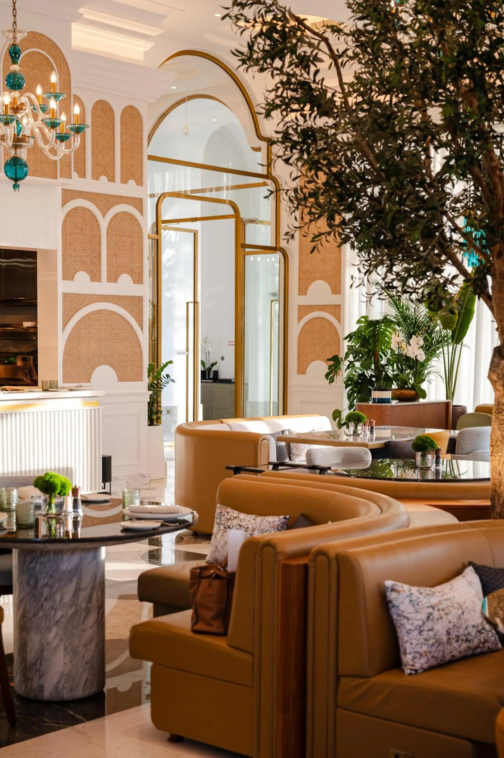 Restaurant/places to eat in Raffles Al Areen Palace Bahrain