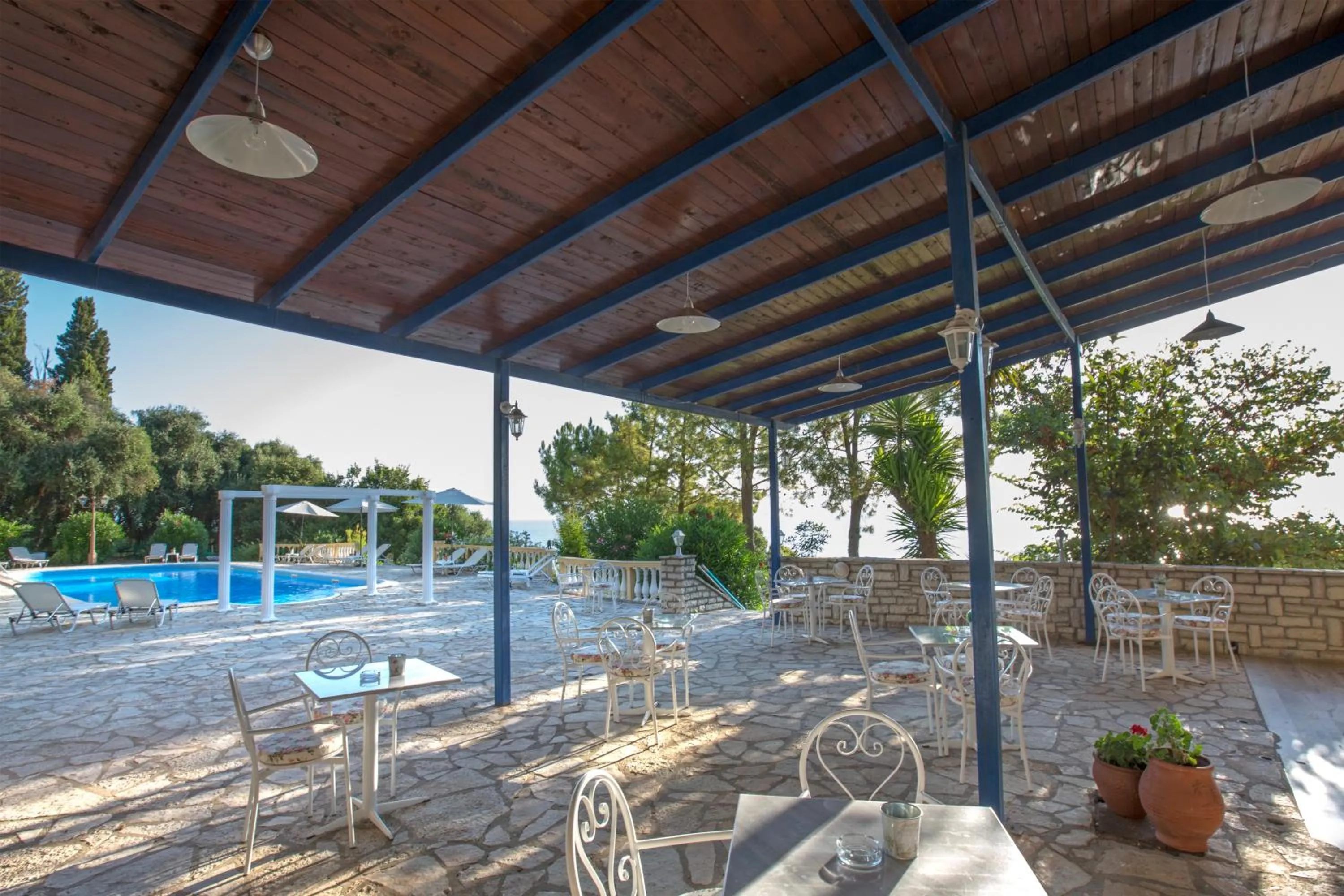 Property building in Aurora Beach Hotel