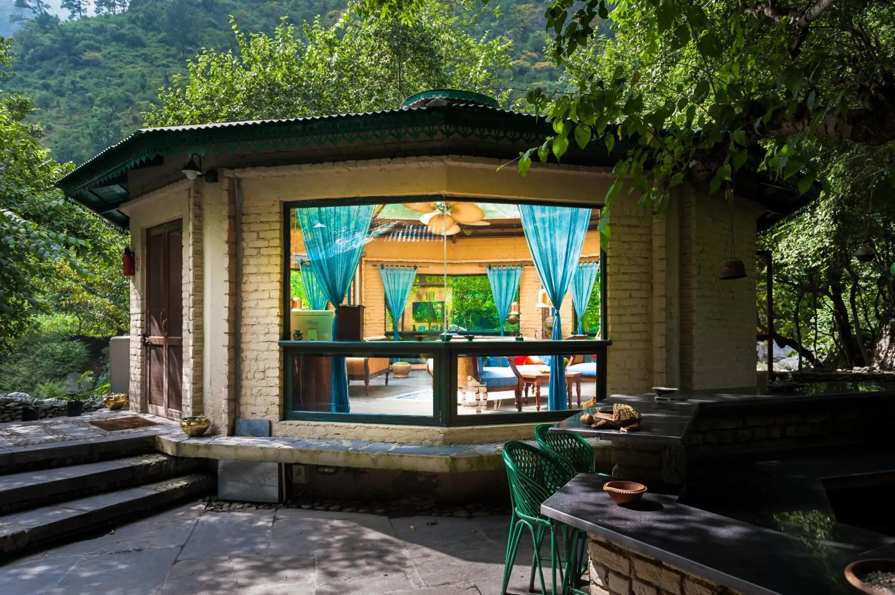 Property building in Soulitude by the Riverside Property building in Soulitude by the Riverside