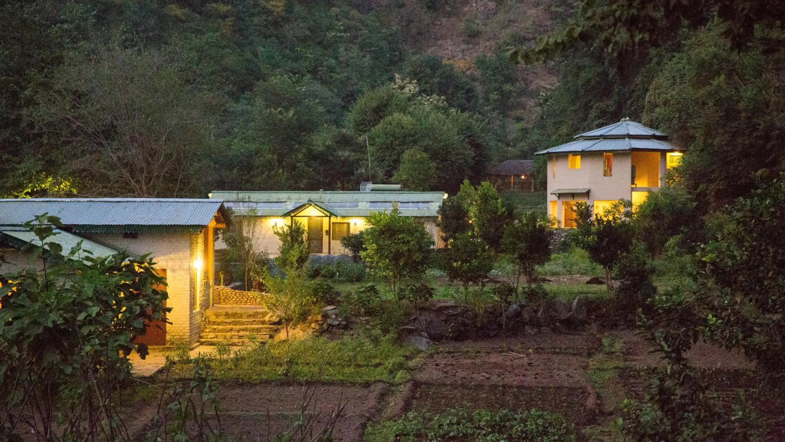 Property building in Soulitude by the Riverside Property building in Soulitude by the Riverside