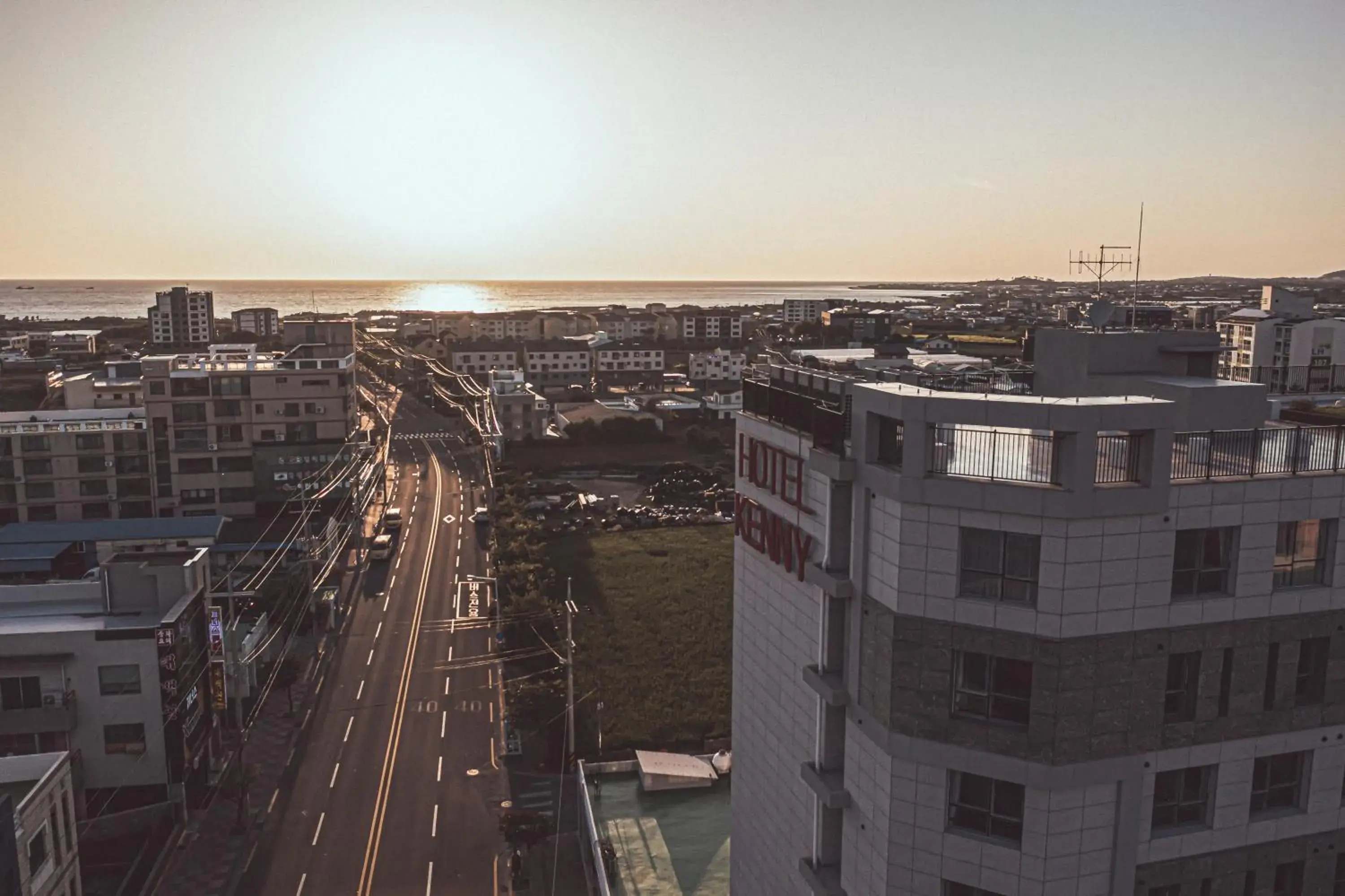 Property building in Kenny Stay Jeju Mosulpo Property building in Kenny Stay Jeju Mosulpo