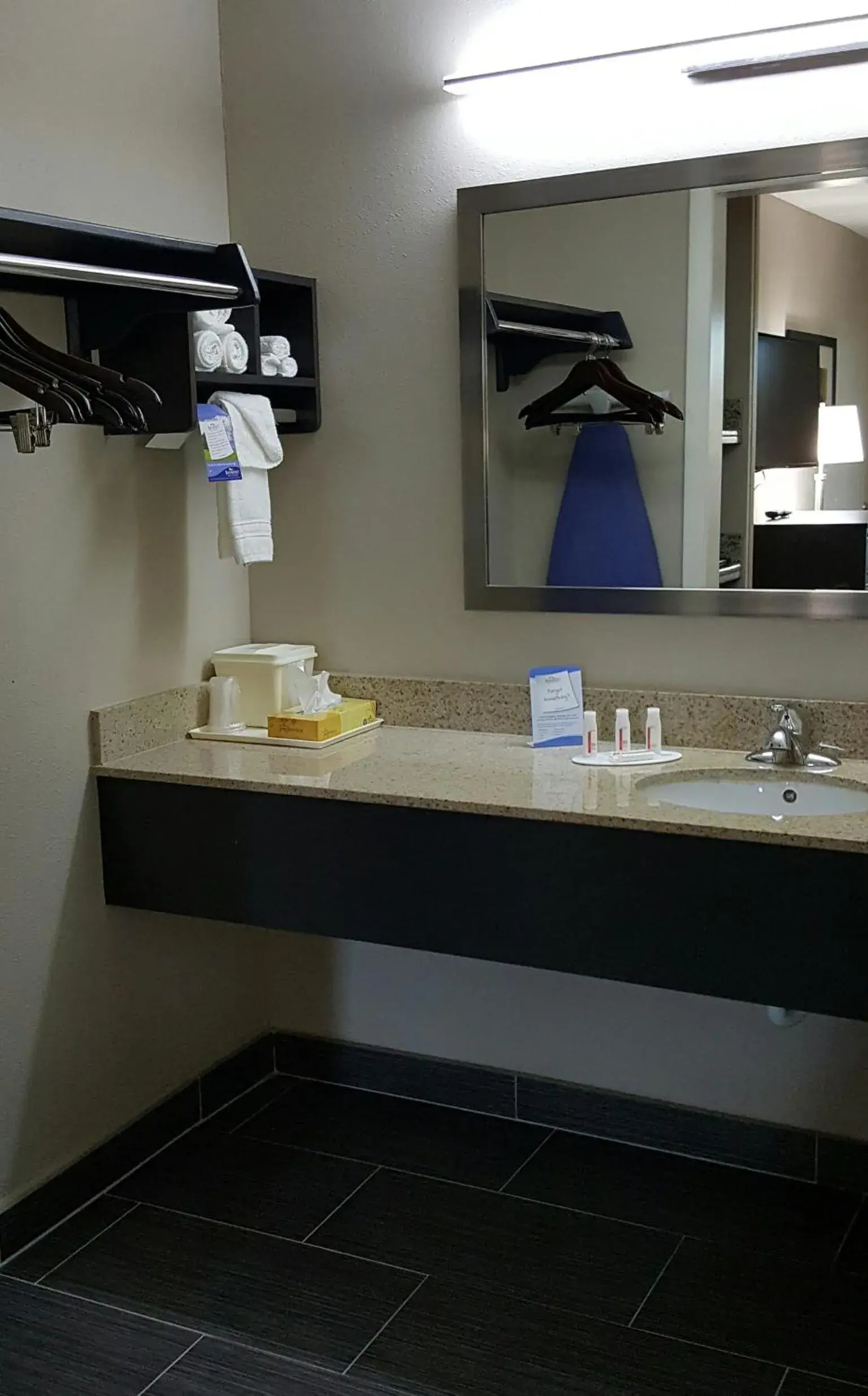 Double Room with Two Double Beds - Non-Smoking in Baymont by Wyndham Clarksville Double Room with Two Double Beds - Non-Smoking in Baymont by Wyndham Clarksville