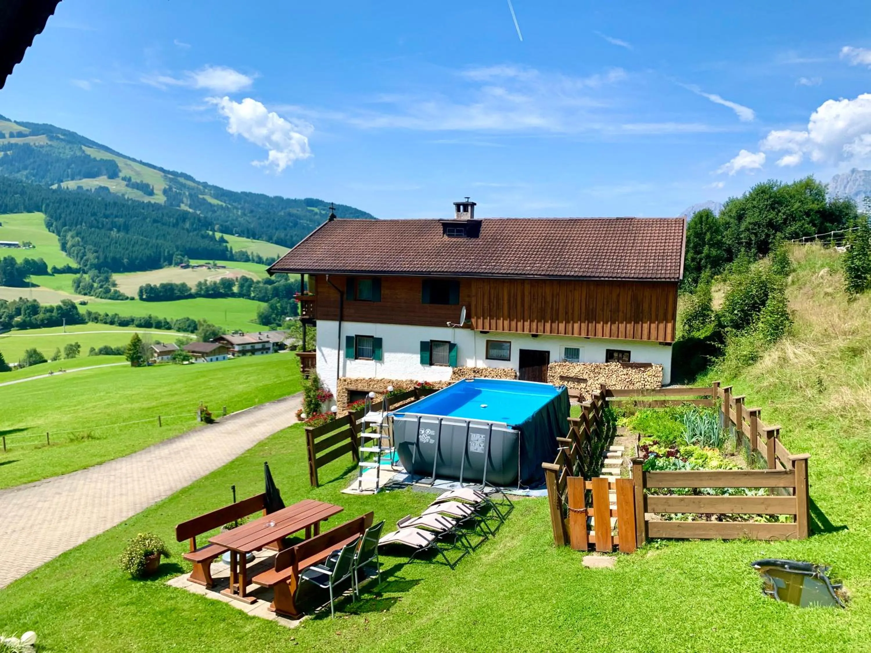 Garden in Sunnseit Lodge - Kitzbüheler Alpen