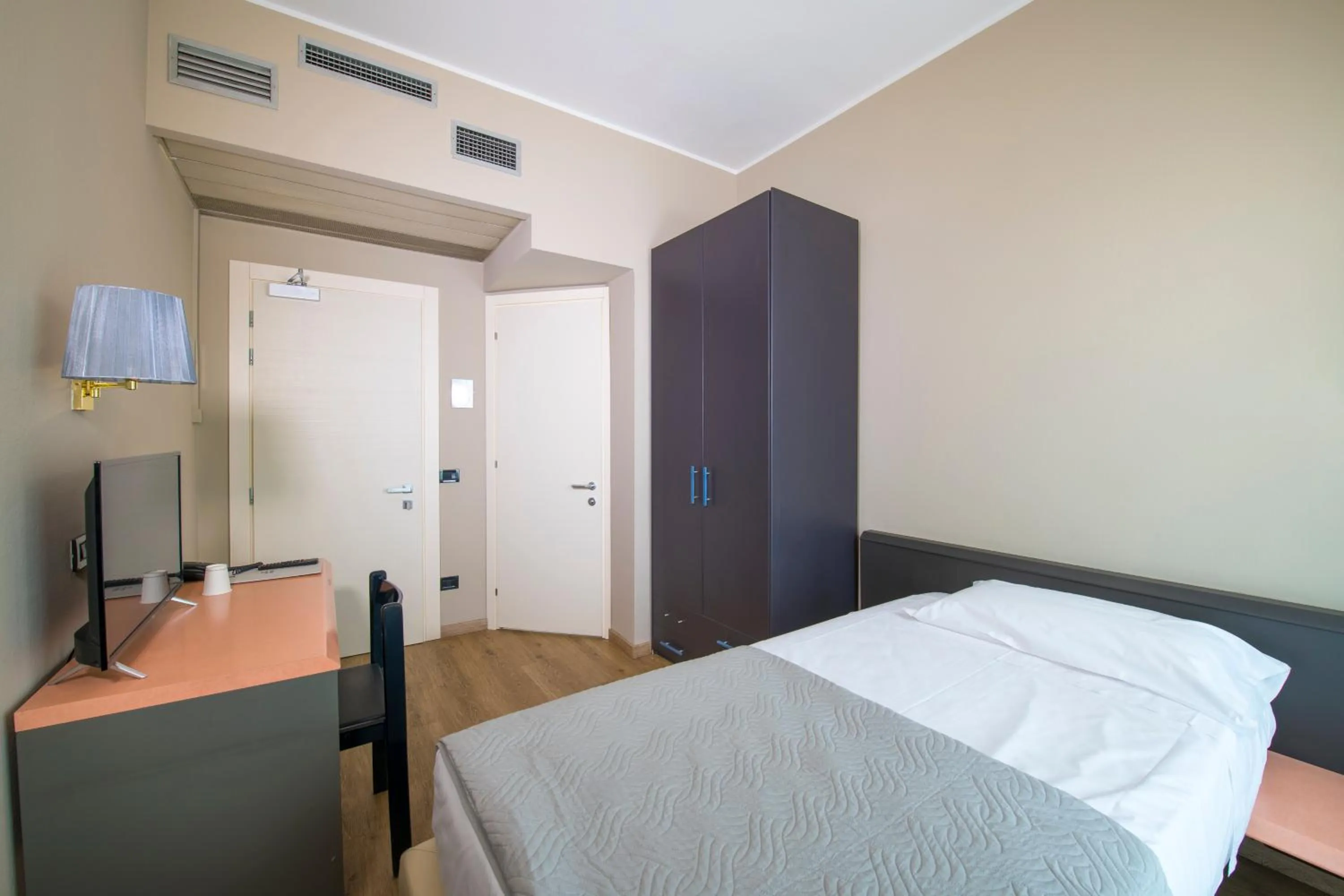 Bed in Hotel Ristorante Brusco