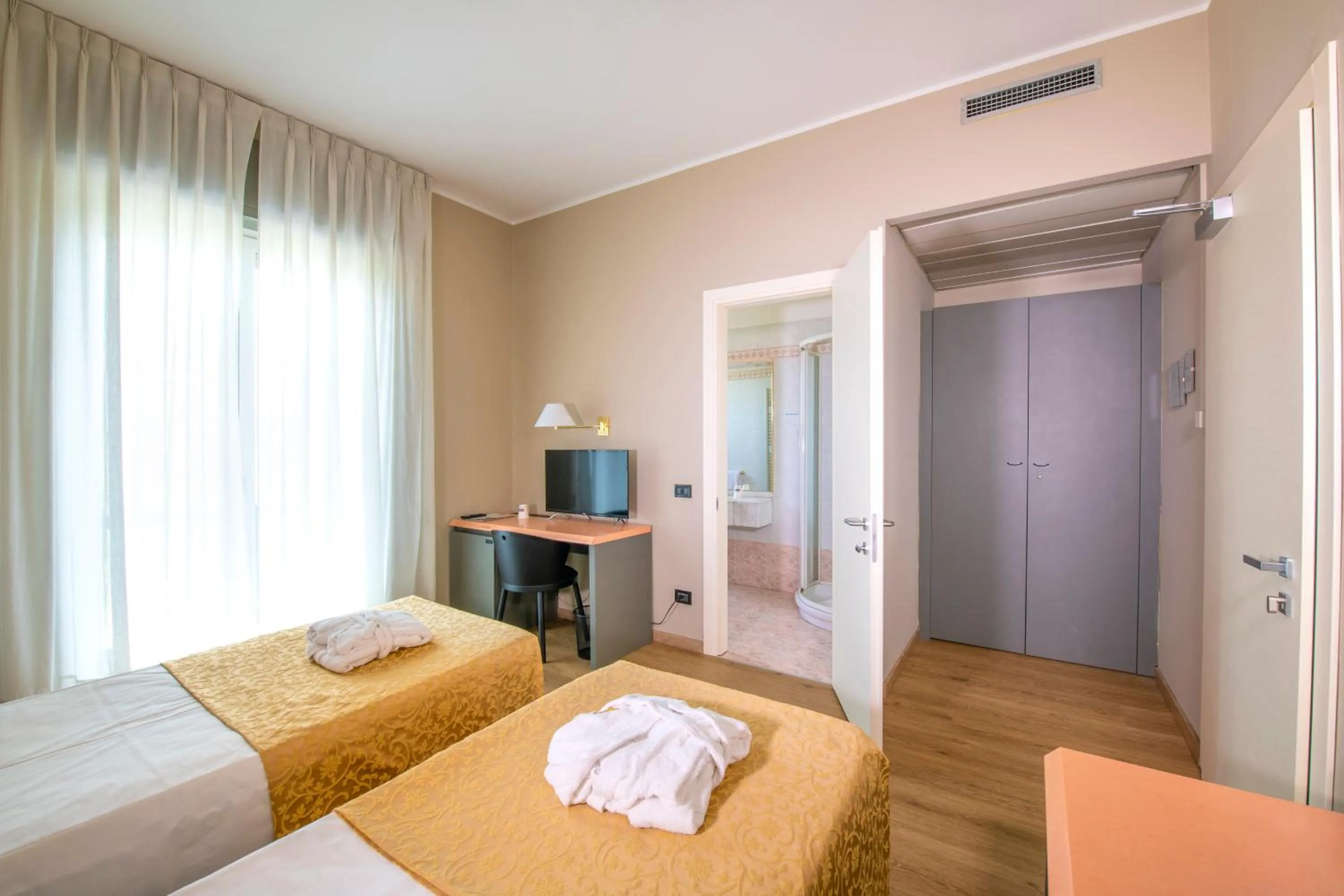 Bed in Hotel Ristorante Brusco