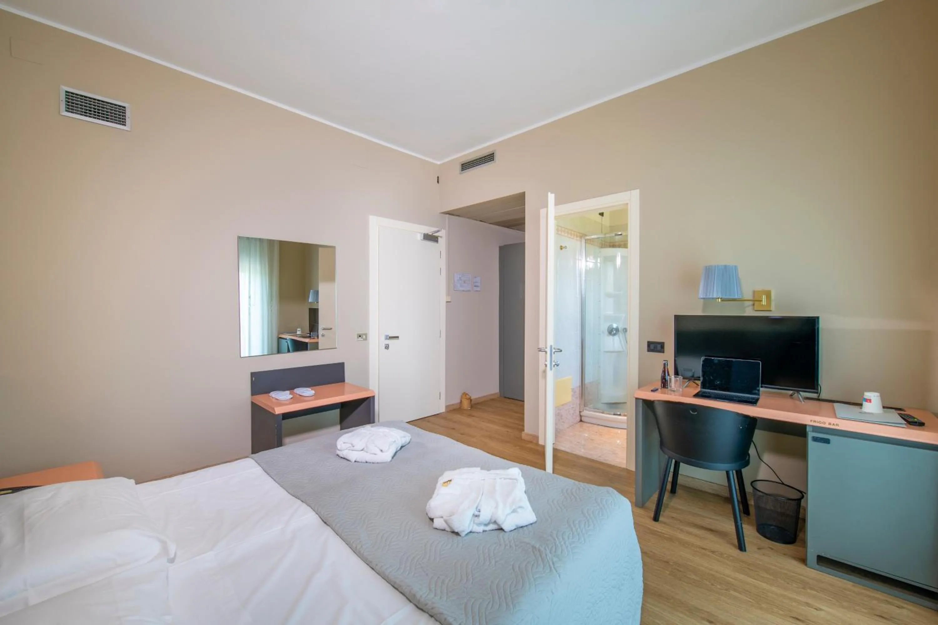 Bed in Hotel Ristorante Brusco