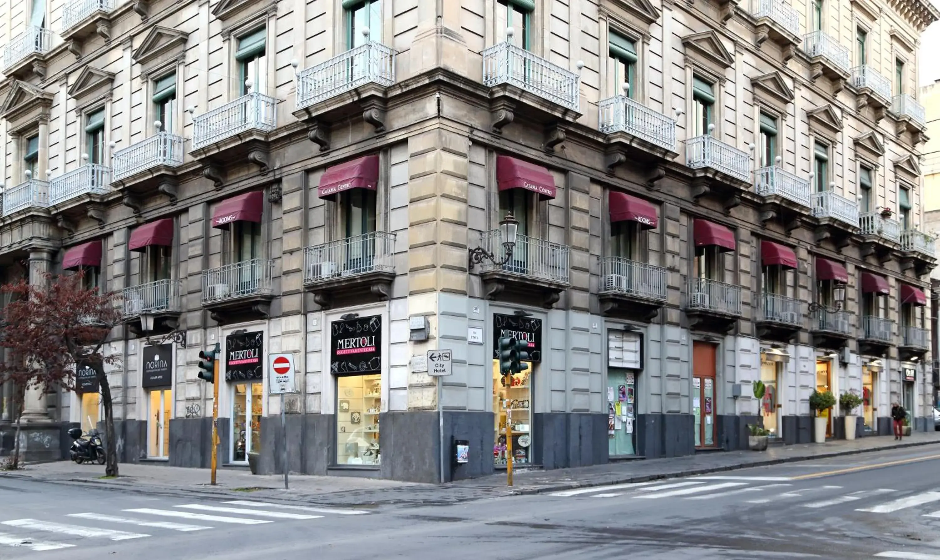 Property building in Catania Centro Rooms Property building in Catania Centro Rooms