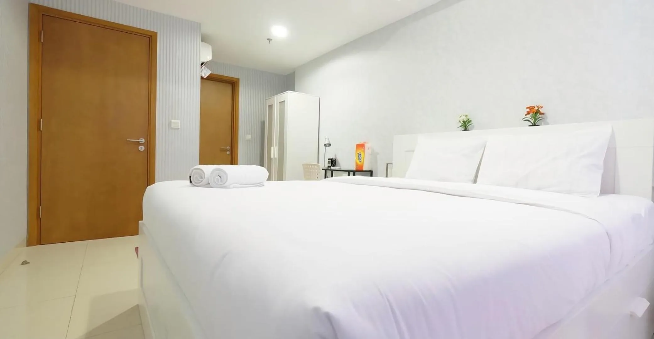 Bedroom, Bed in Cozy & Elegant The Mansion Jasmine Tower Capilano