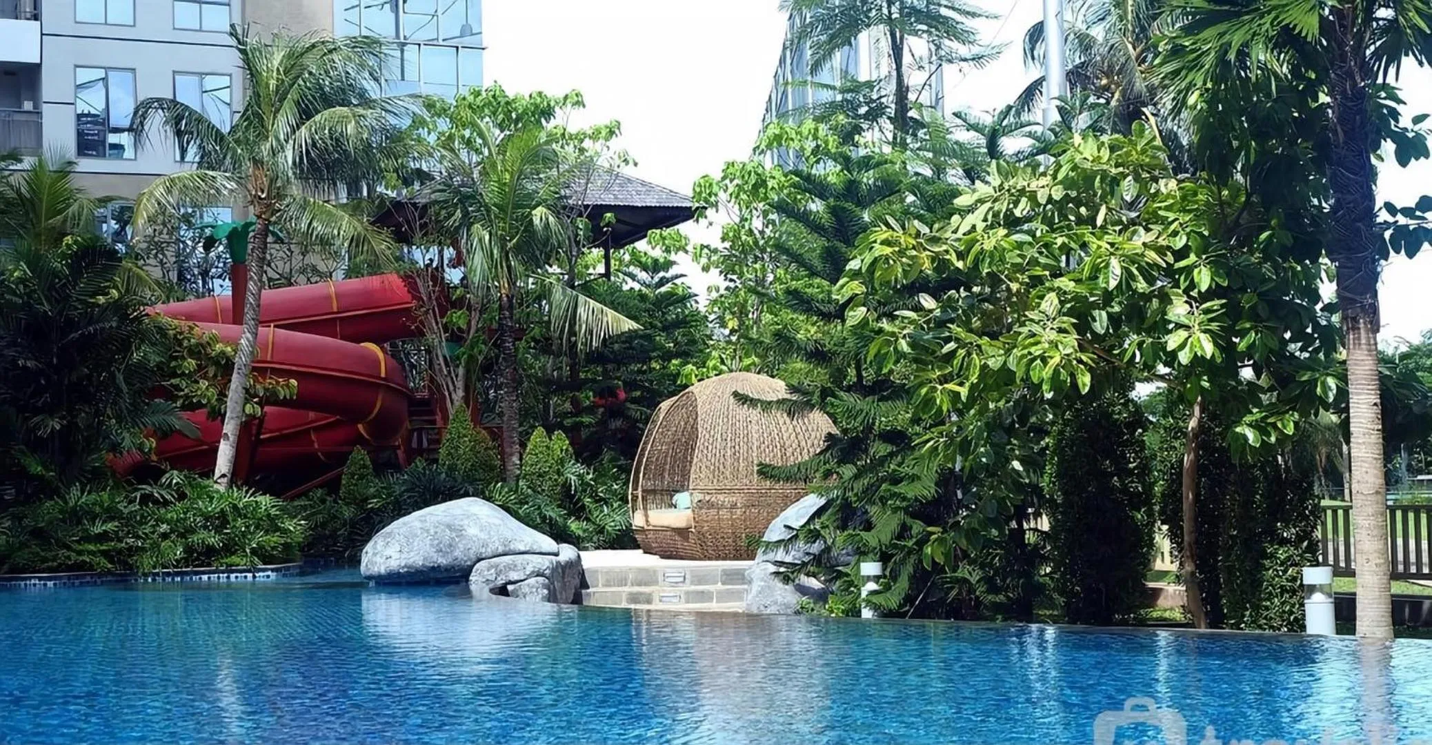 Swimming pool in Cozy & Elegant The Mansion Jasmine Tower Capilano