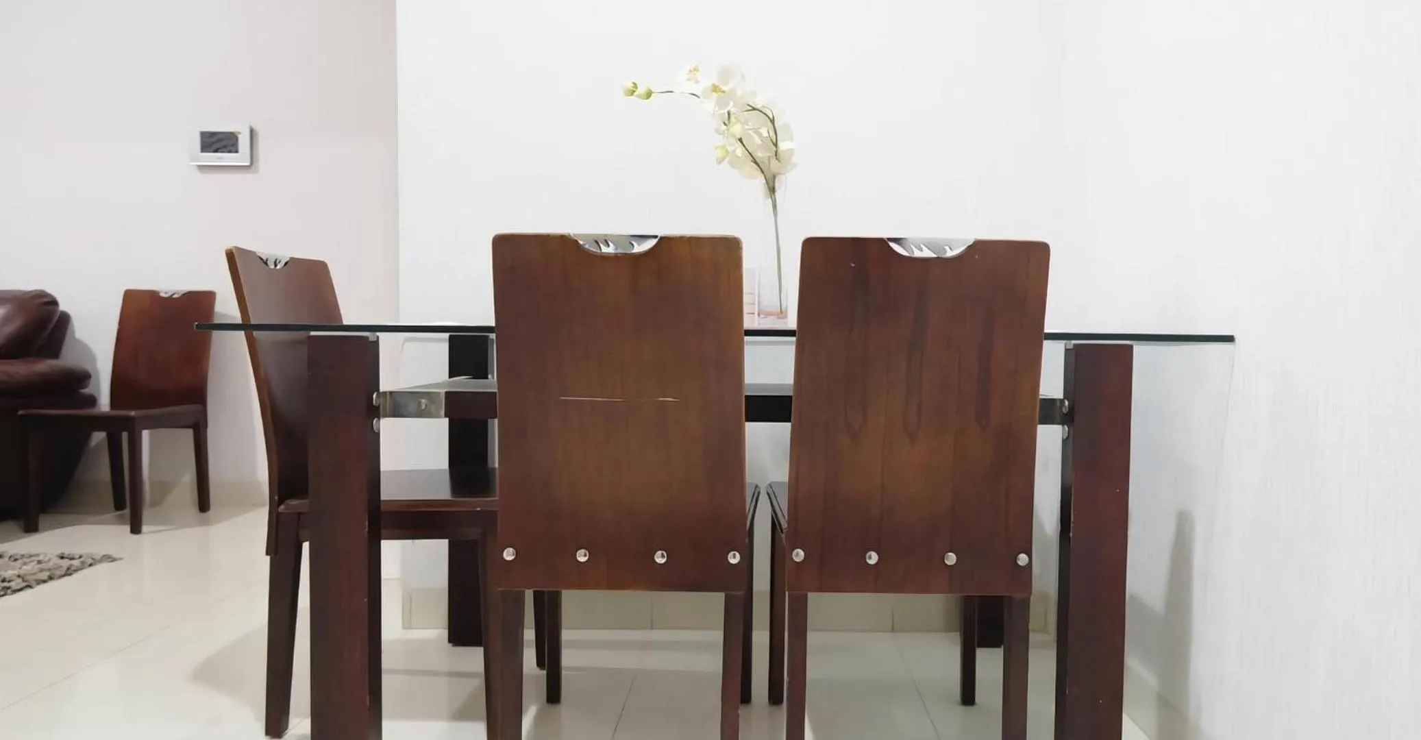 kitchen in Cozy & Elegant The Mansion Jasmine Tower Capilano